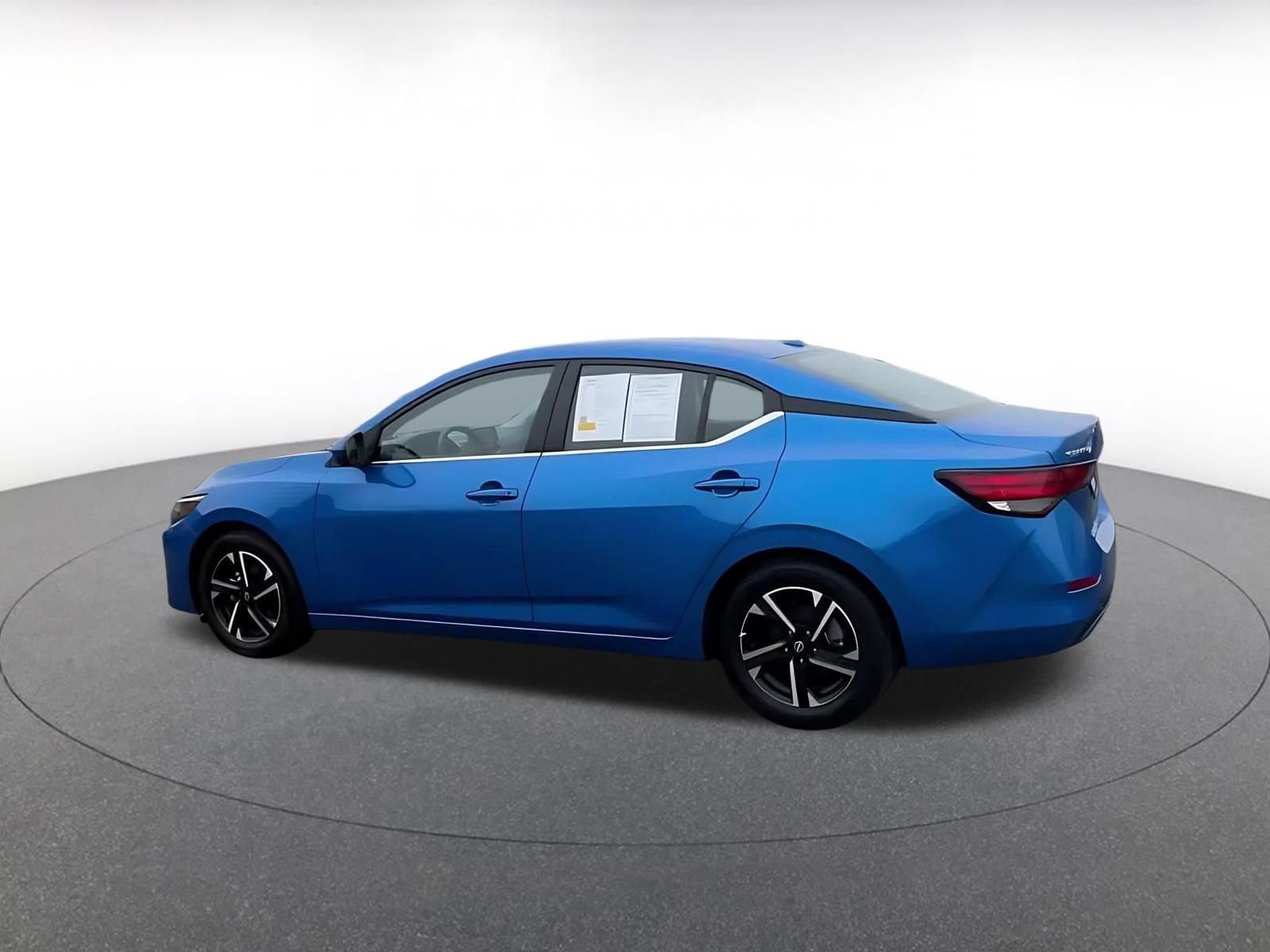 Thumbnail: 2025 Nissan Sentra - 10