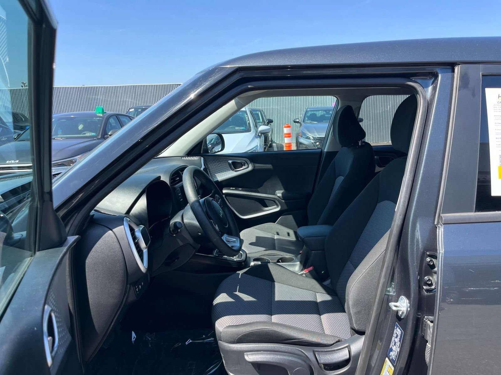 Thumbnail: 2025 Kia Soul - 25