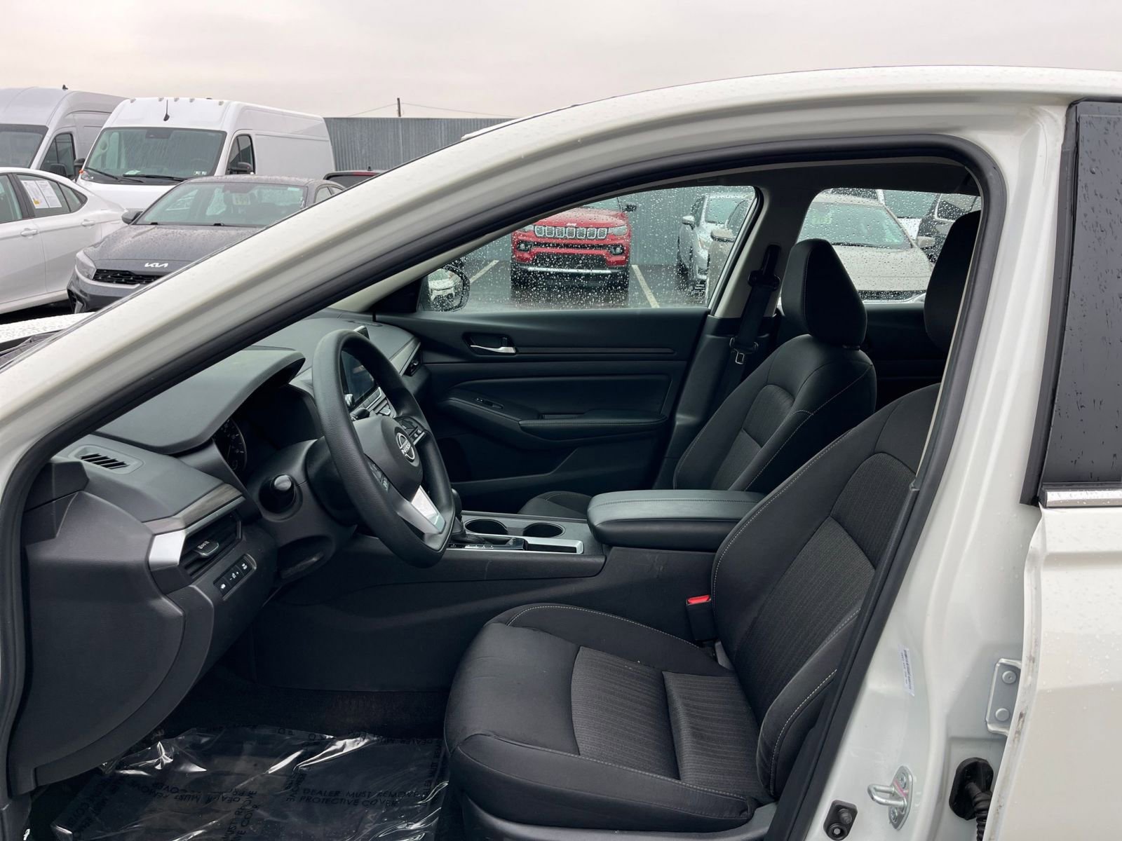 Thumbnail: 2025 Nissan Altima - 28