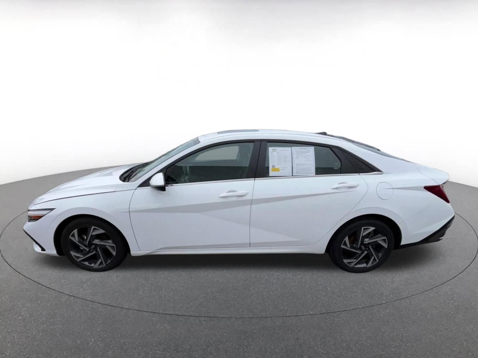 Thumbnail: 2025 Hyundai Elantra - 8