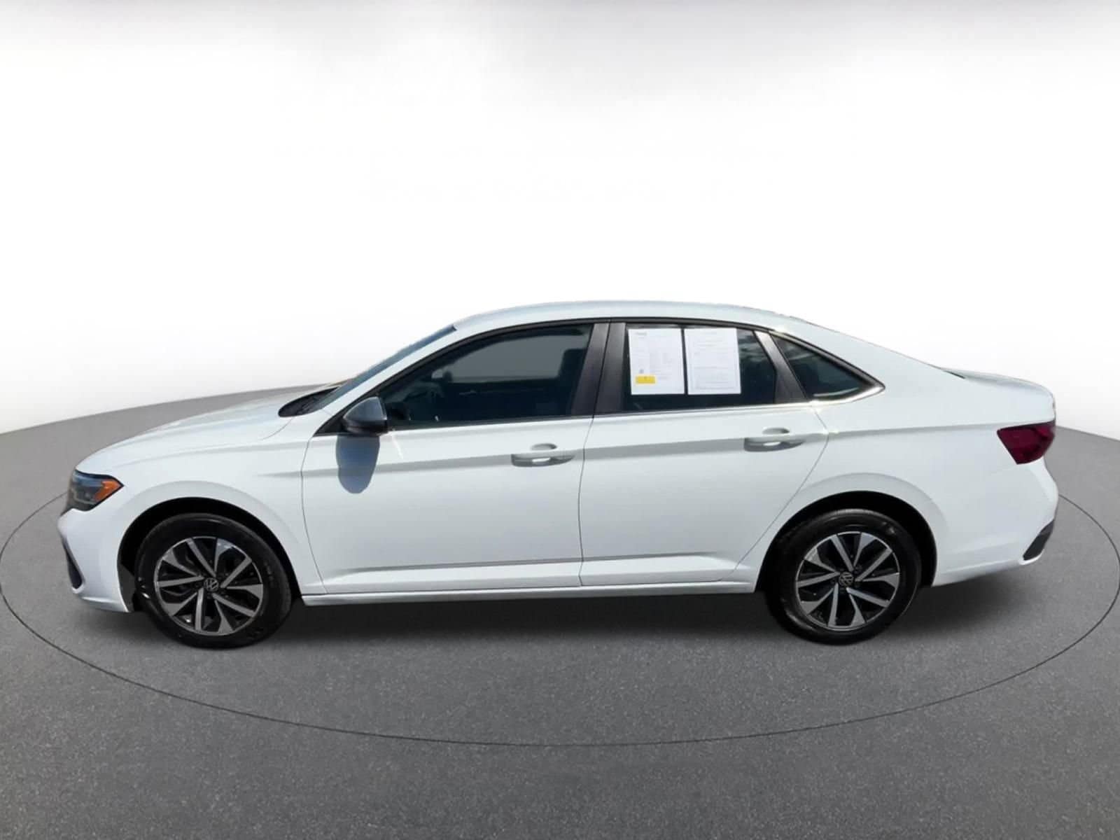 Thumbnail: 2024 Volkswagen Jetta - 8