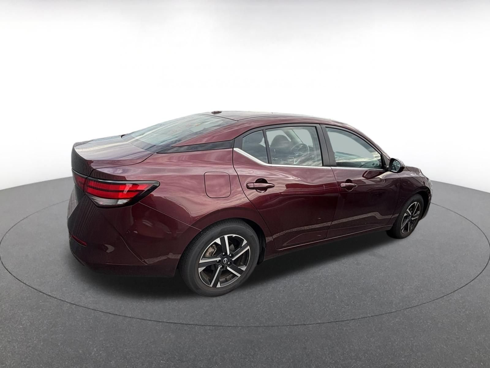 Thumbnail: 2025 Nissan Sentra - 10
