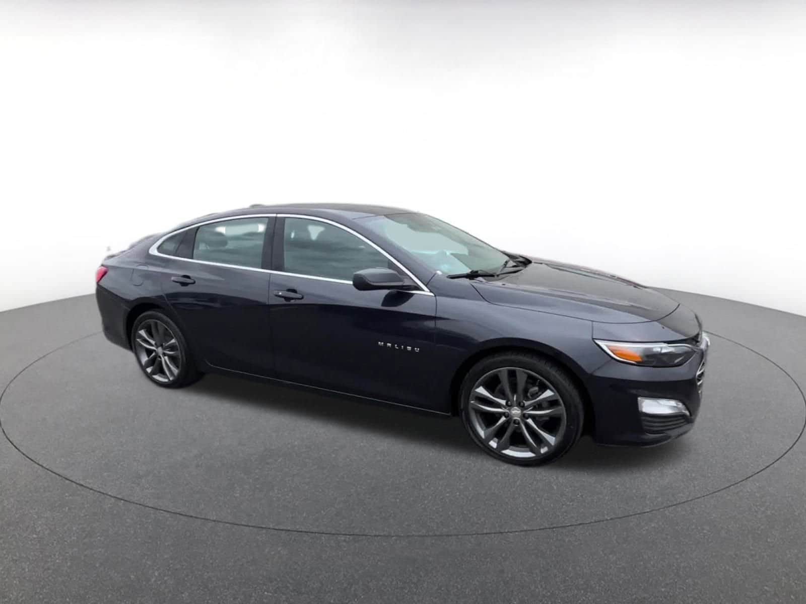 Thumbnail: 2023 Chevrolet Malibu - 2