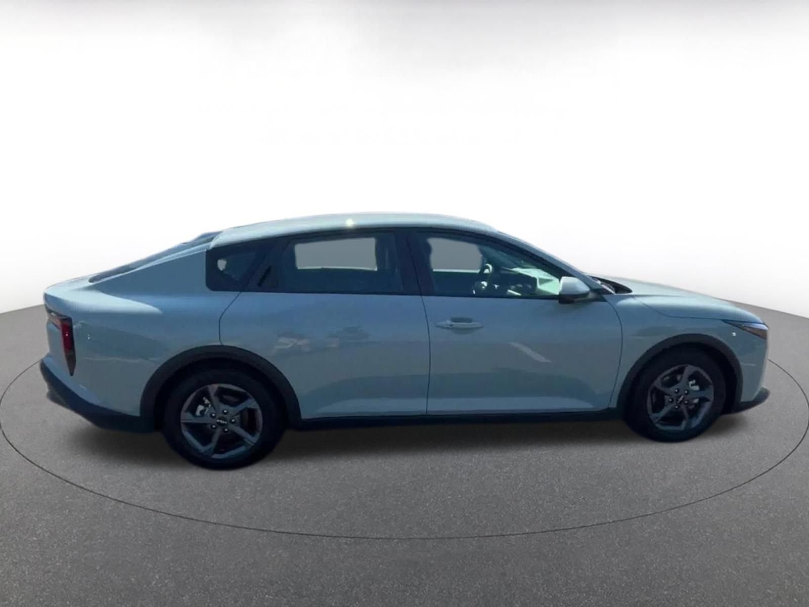 Thumbnail: 2026 Kia K4 - 16