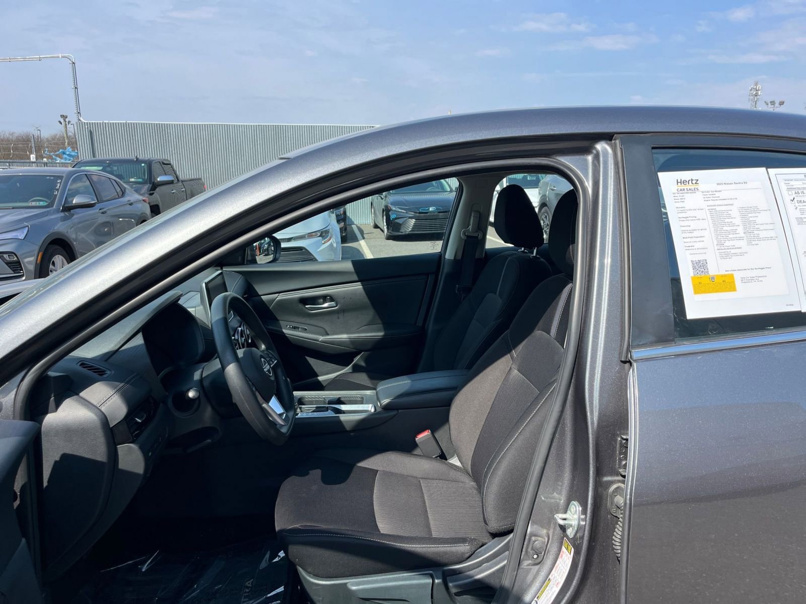 Thumbnail: 2025 Nissan Sentra - 26