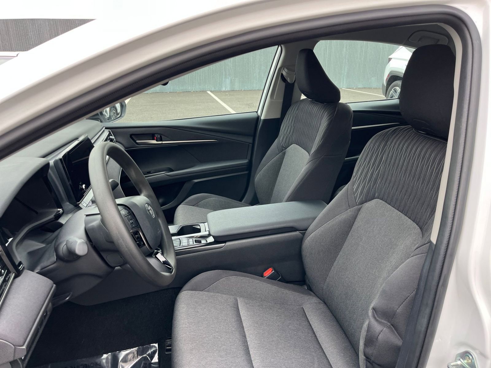 Thumbnail: 2025 Toyota Camry - 35