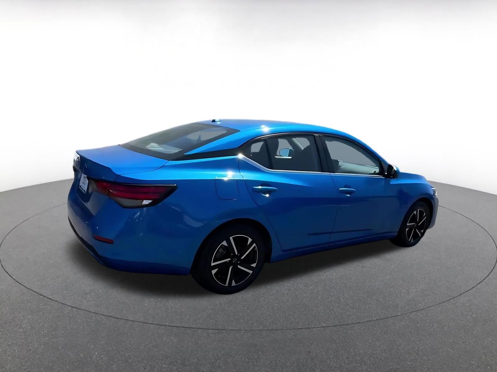 Thumbnail: 2025 Nissan Sentra - 13