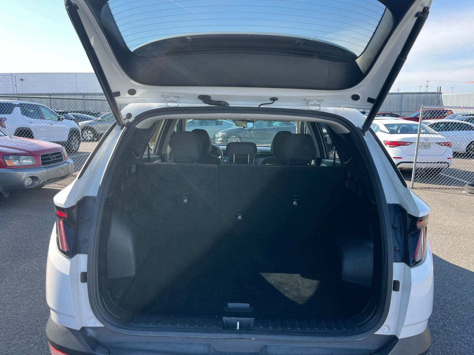 Thumbnail: 2023 Hyundai Tucson - 33