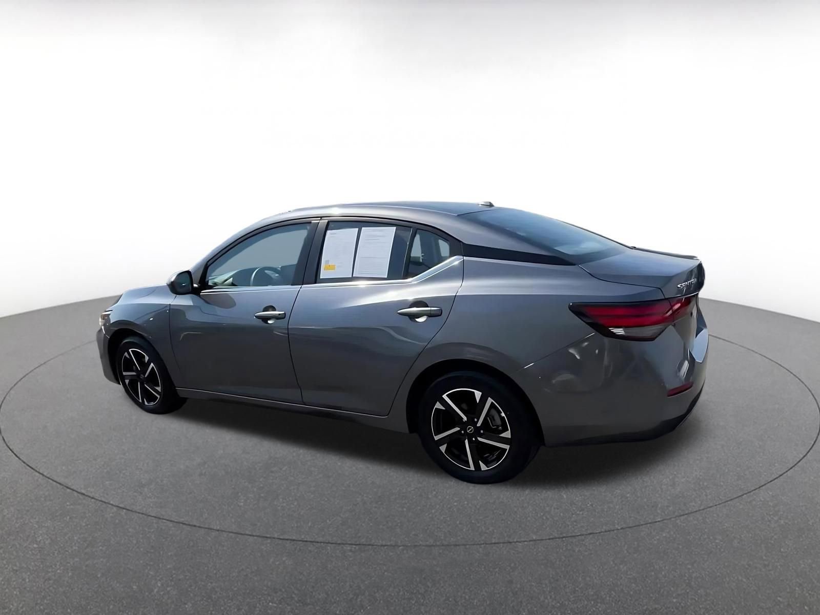 Thumbnail: 2025 Nissan Sentra - 10