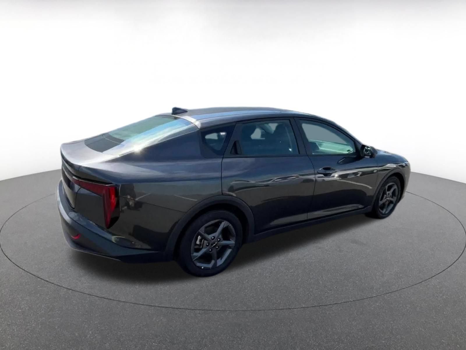 Thumbnail: 2025 Kia K4 - 14