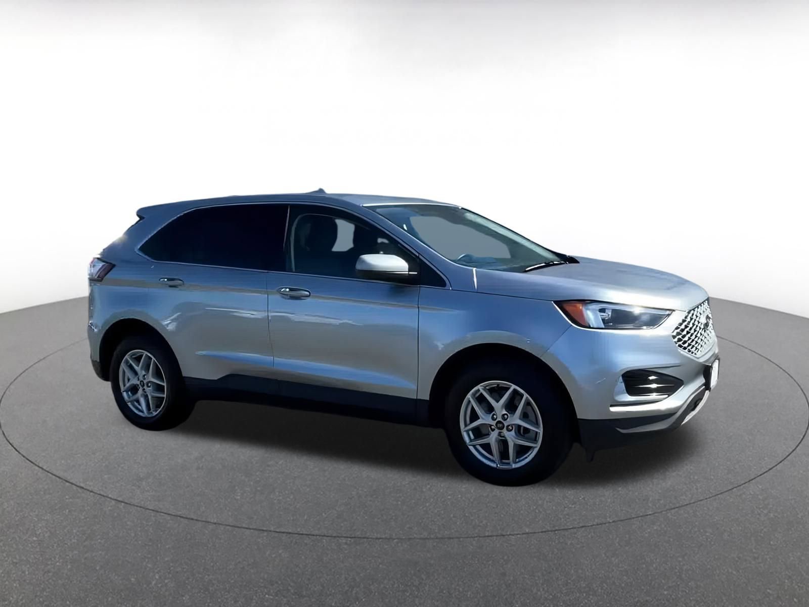 Thumbnail: 2024 Ford Edge - 2