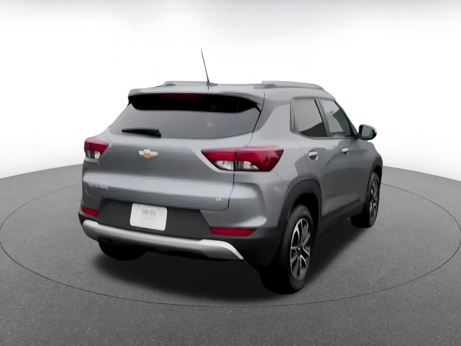 Thumbnail: 2025 Chevrolet TrailBlazer - 13