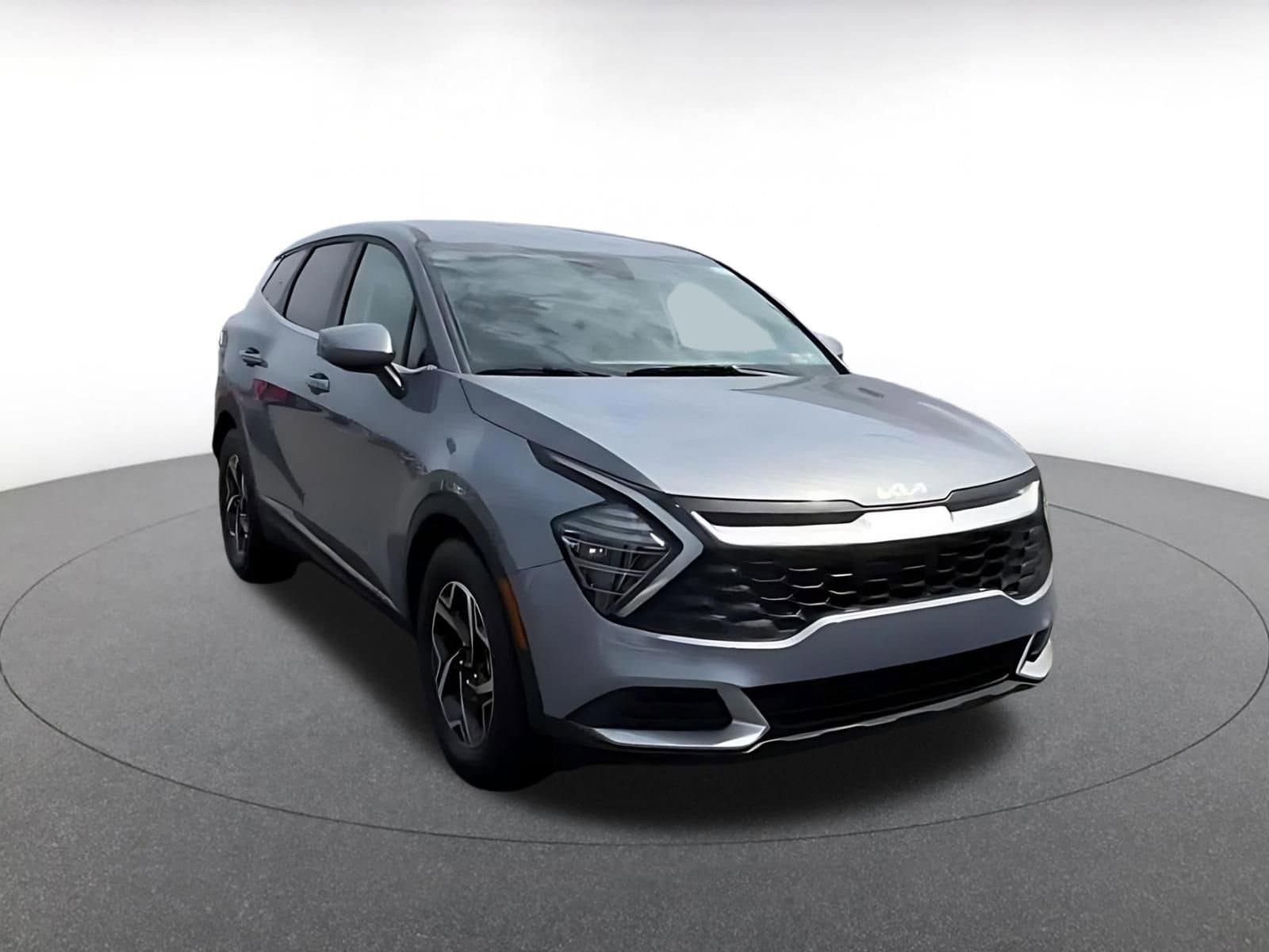 Thumbnail: 2025 Kia Sportage - 3