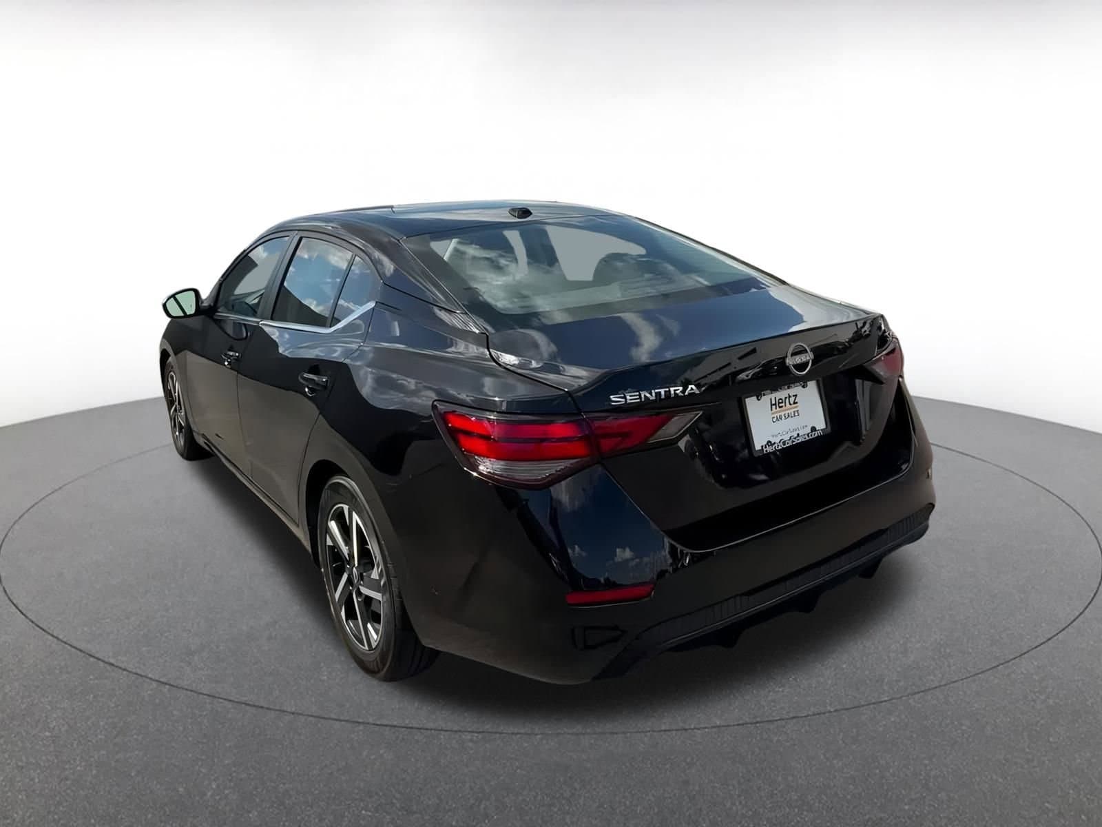 Thumbnail: 2024 Nissan Sentra - 11