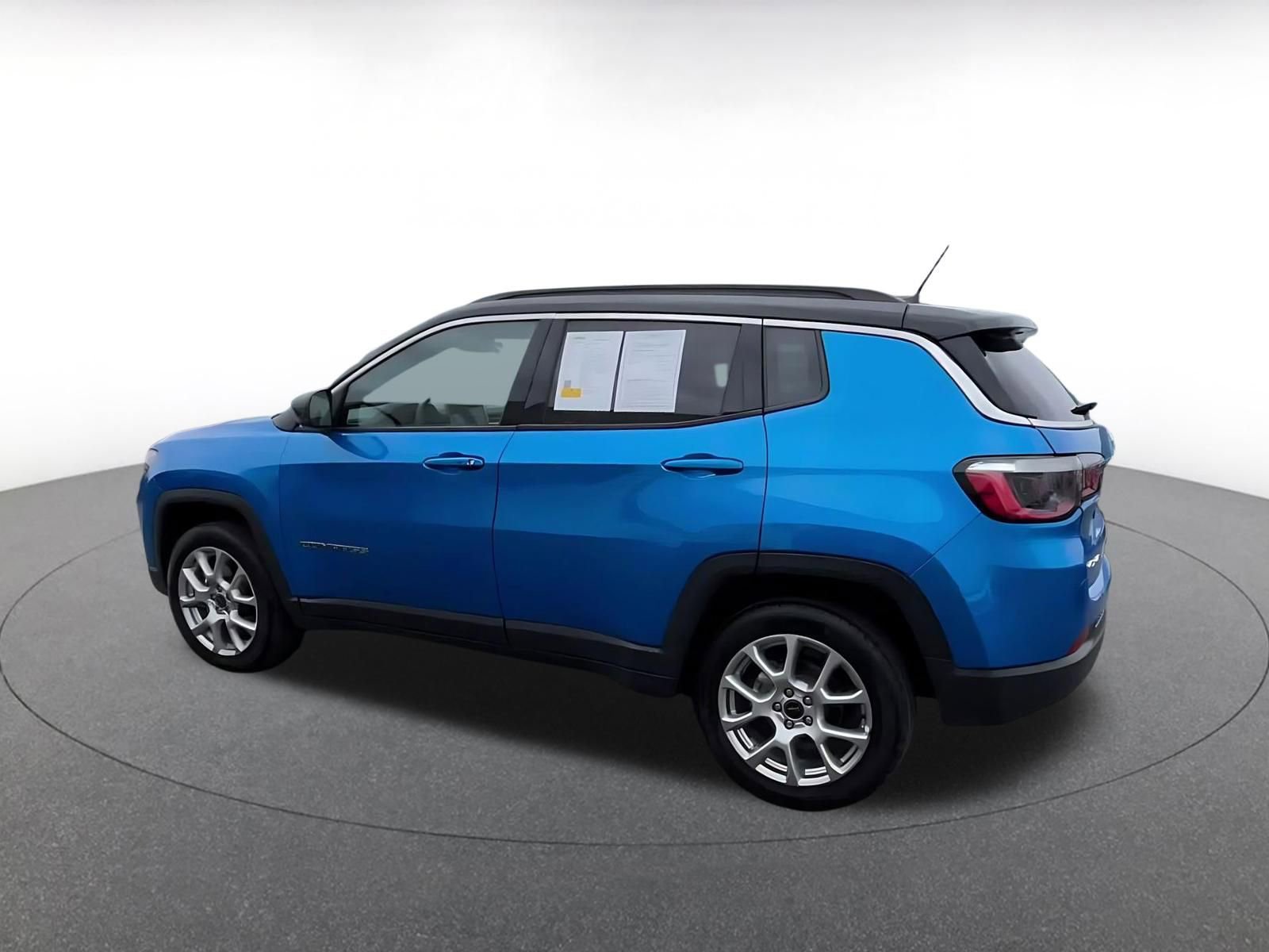 Thumbnail: 2025 Jeep Compass - 10