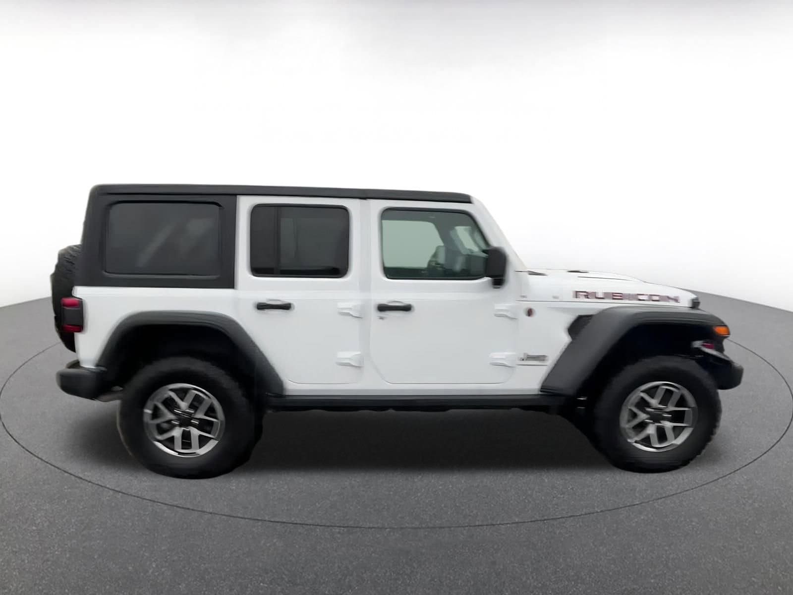 Thumbnail: 2025 Jeep Wrangler - 16
