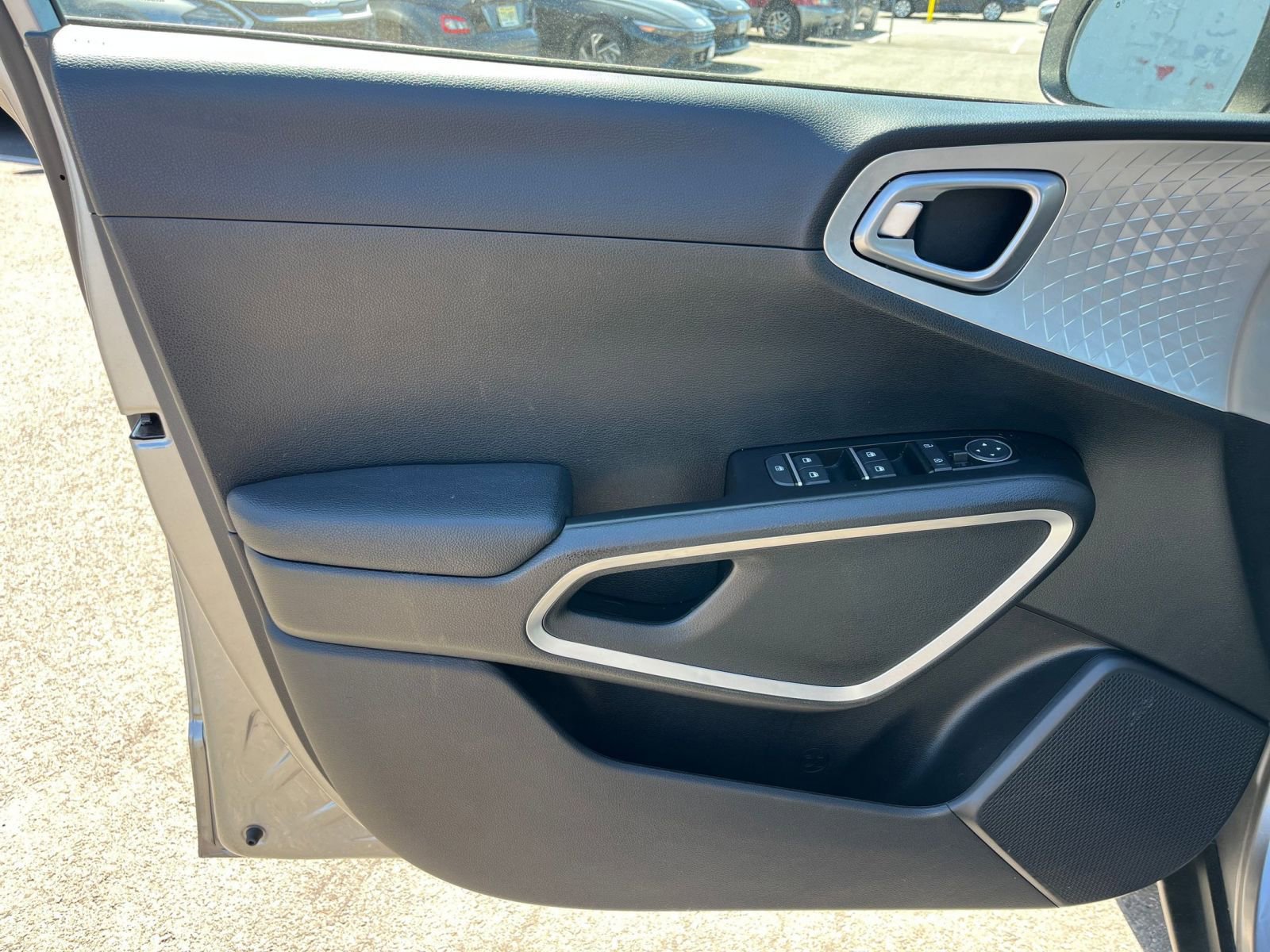 Thumbnail: 2025 Kia Soul - 18