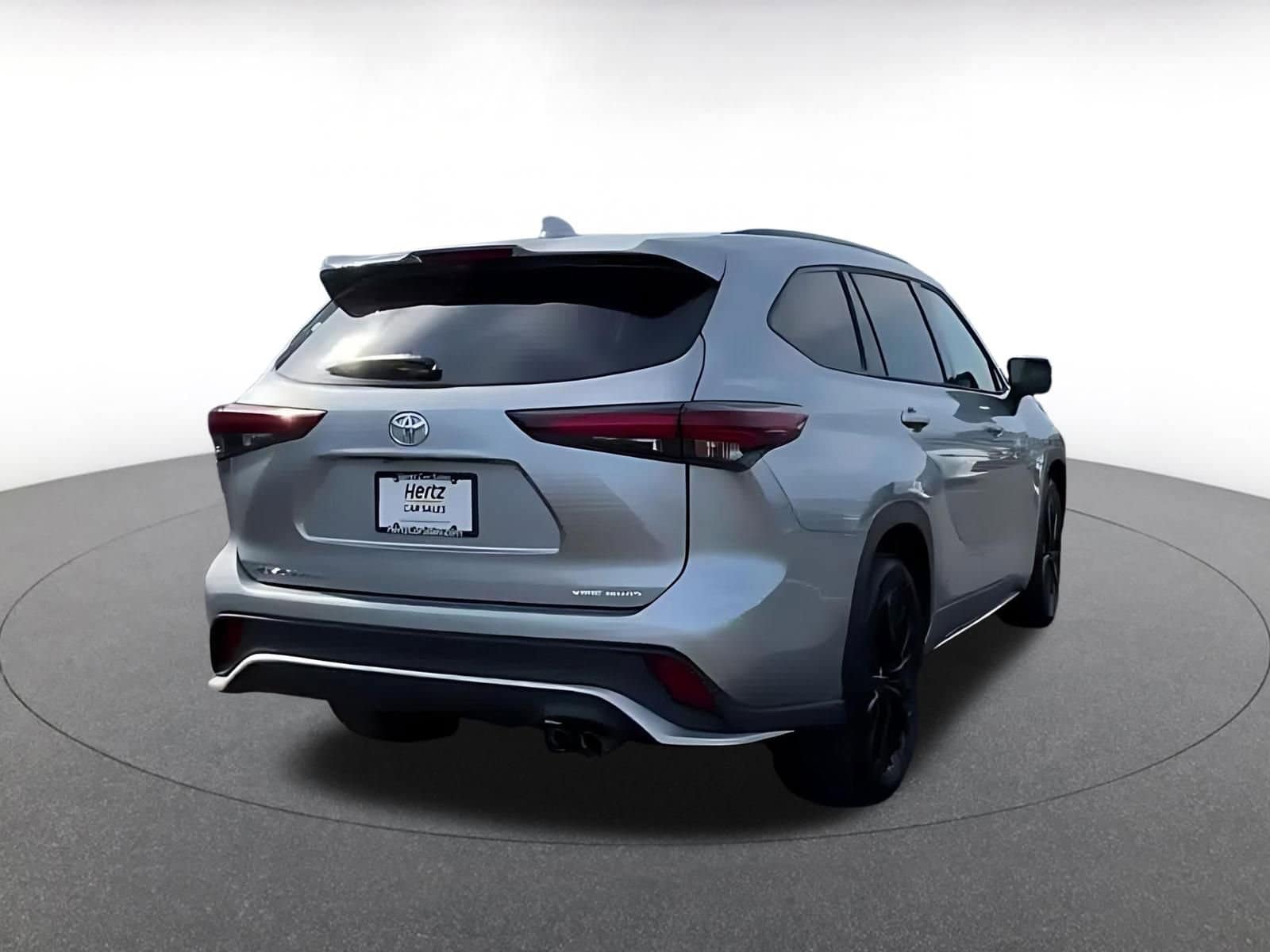Thumbnail: 2025 Toyota Highlander - 13