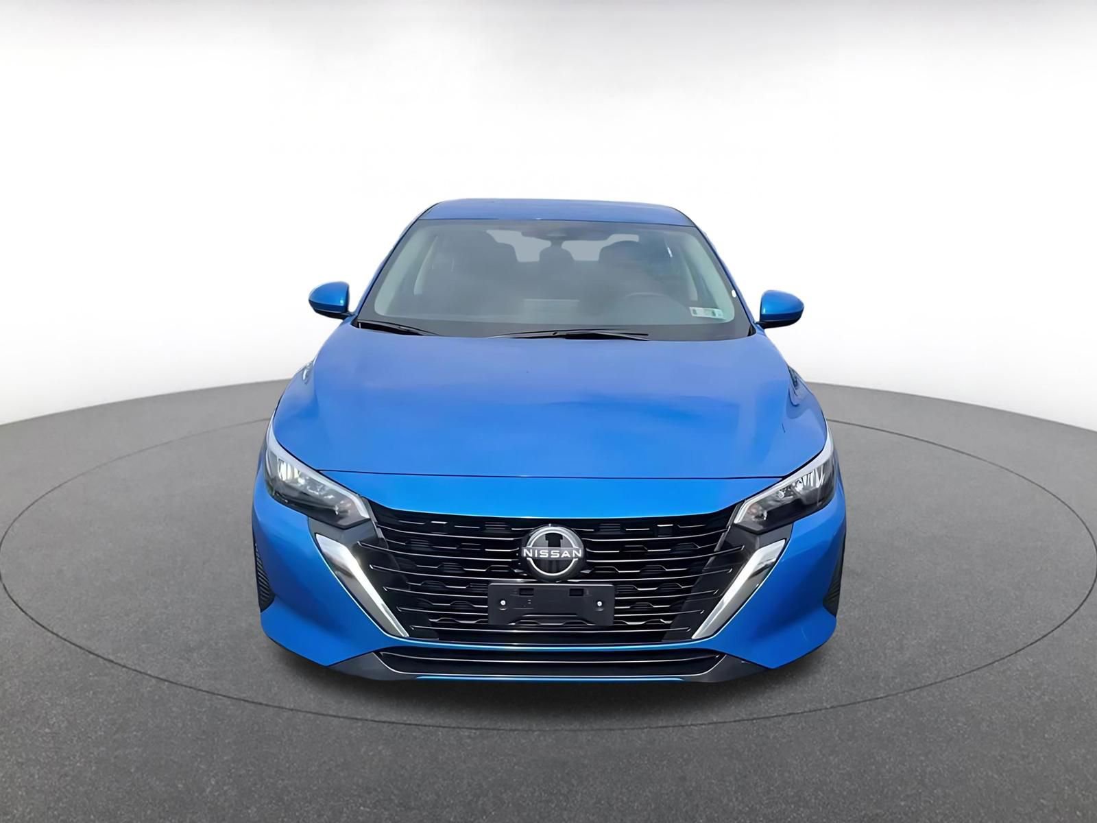 Thumbnail: 2025 Nissan Sentra - 3