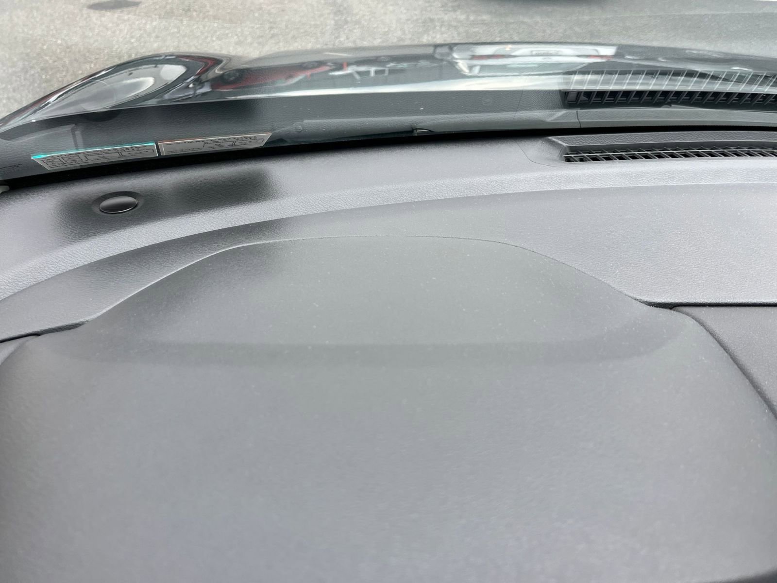 Thumbnail: 2025 Nissan Sentra - 33