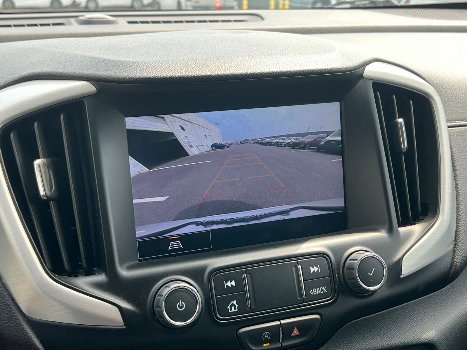 Thumbnail: 2023 GMC Terrain - 17