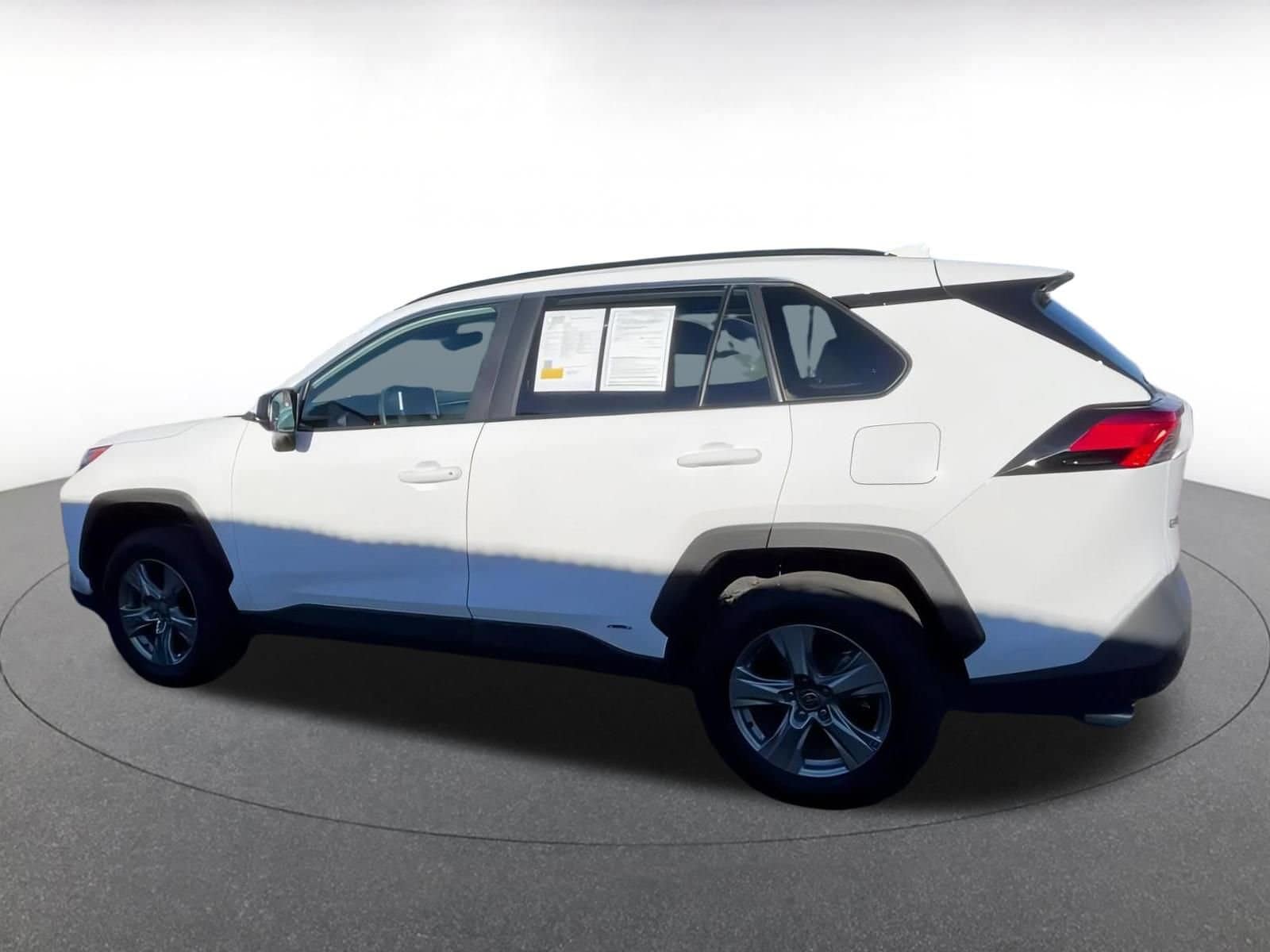 Thumbnail: 2025 Toyota RAV4 - 10