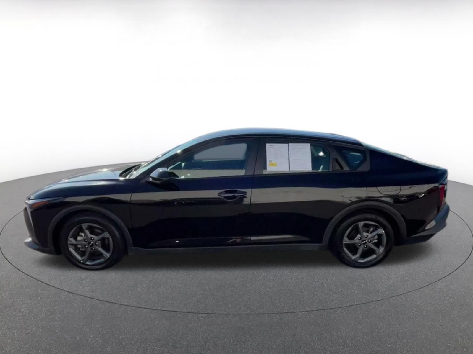 Thumbnail: 2025 Kia K4 - 8
