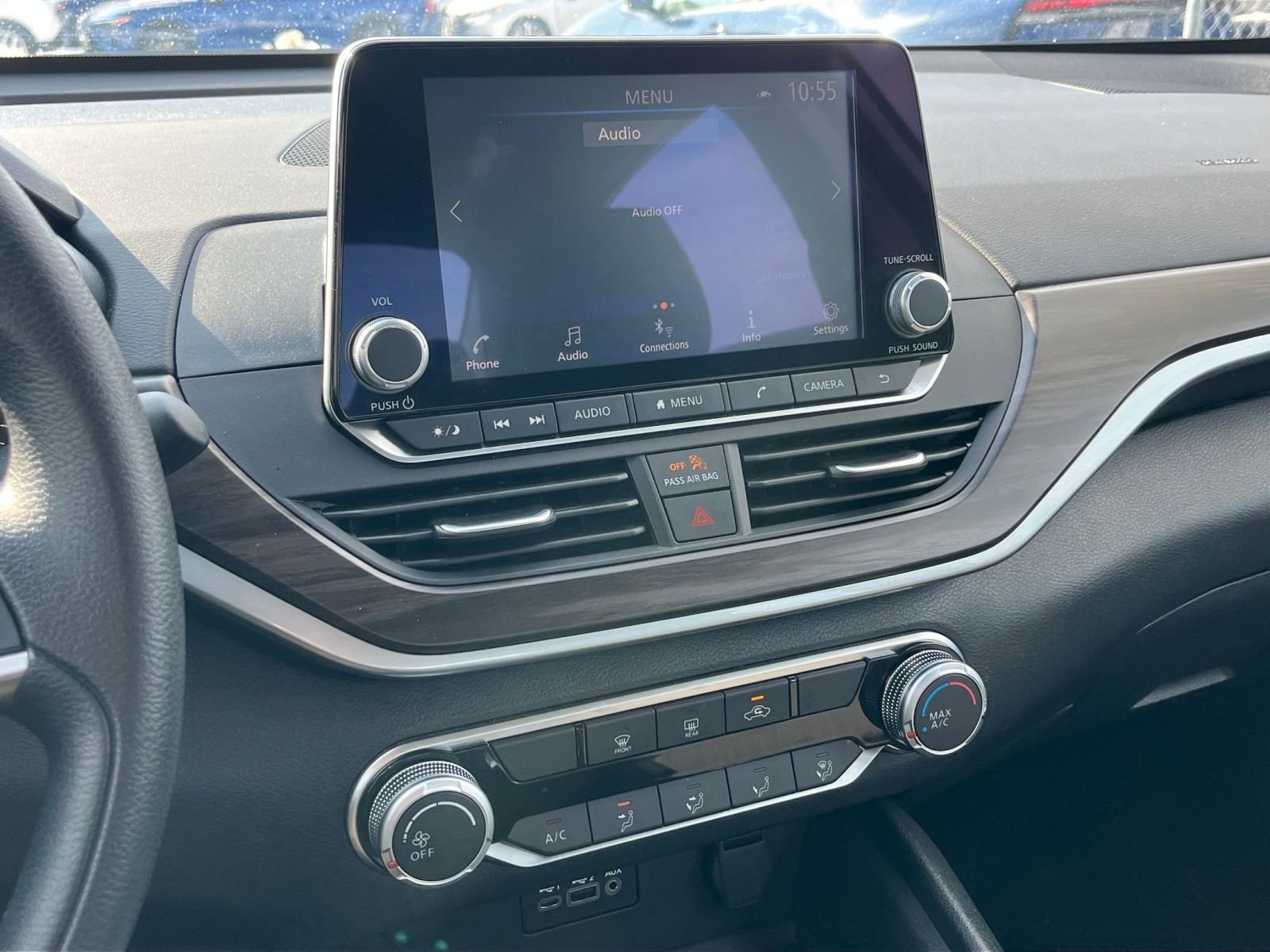 Thumbnail: 2025 Nissan Altima - 20