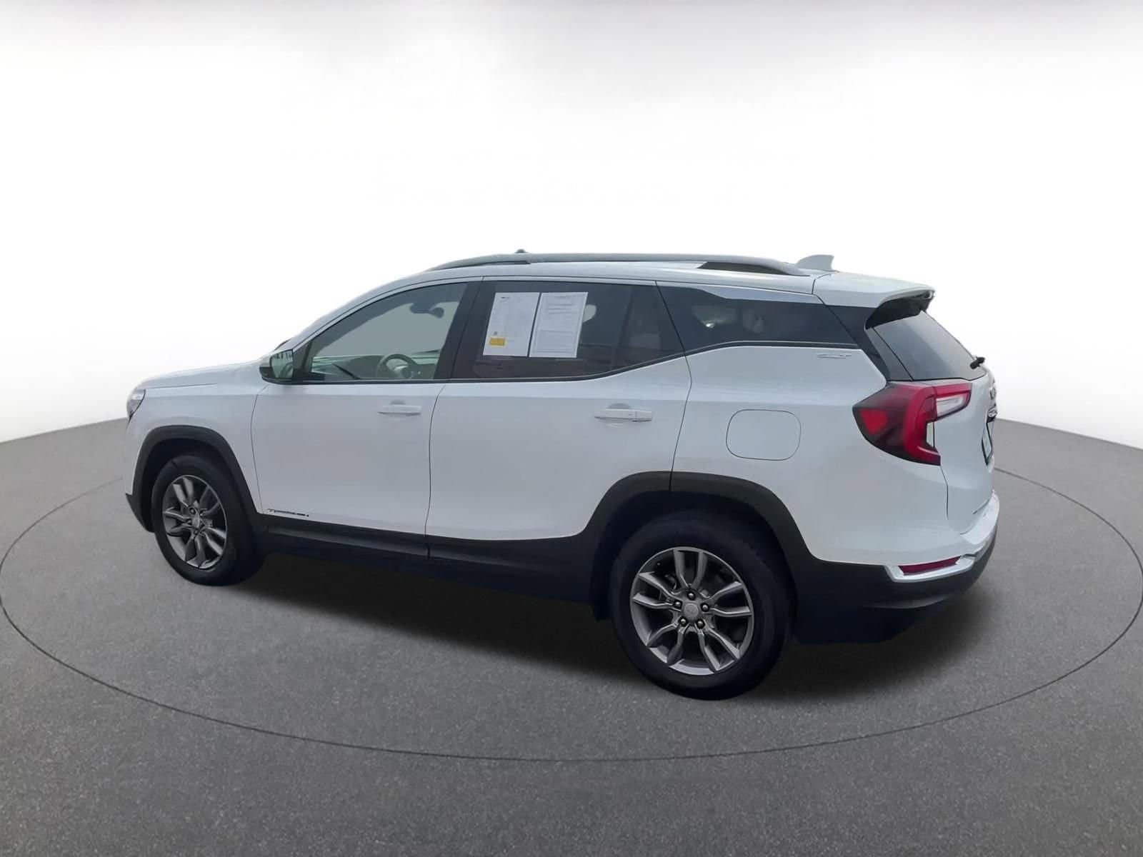 Thumbnail: 2023 GMC Terrain - 10