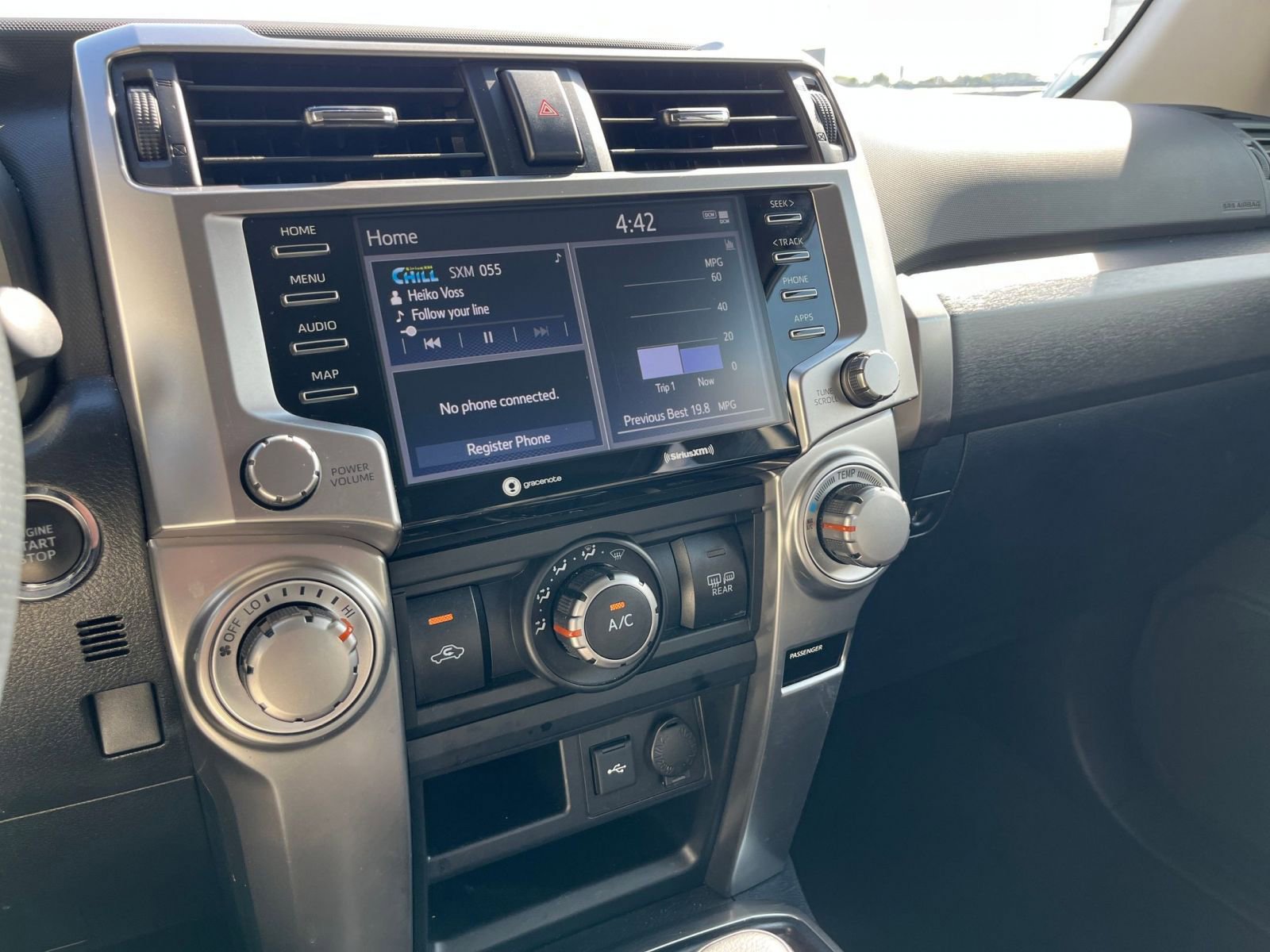 Thumbnail: 2024 Toyota 4Runner - 21