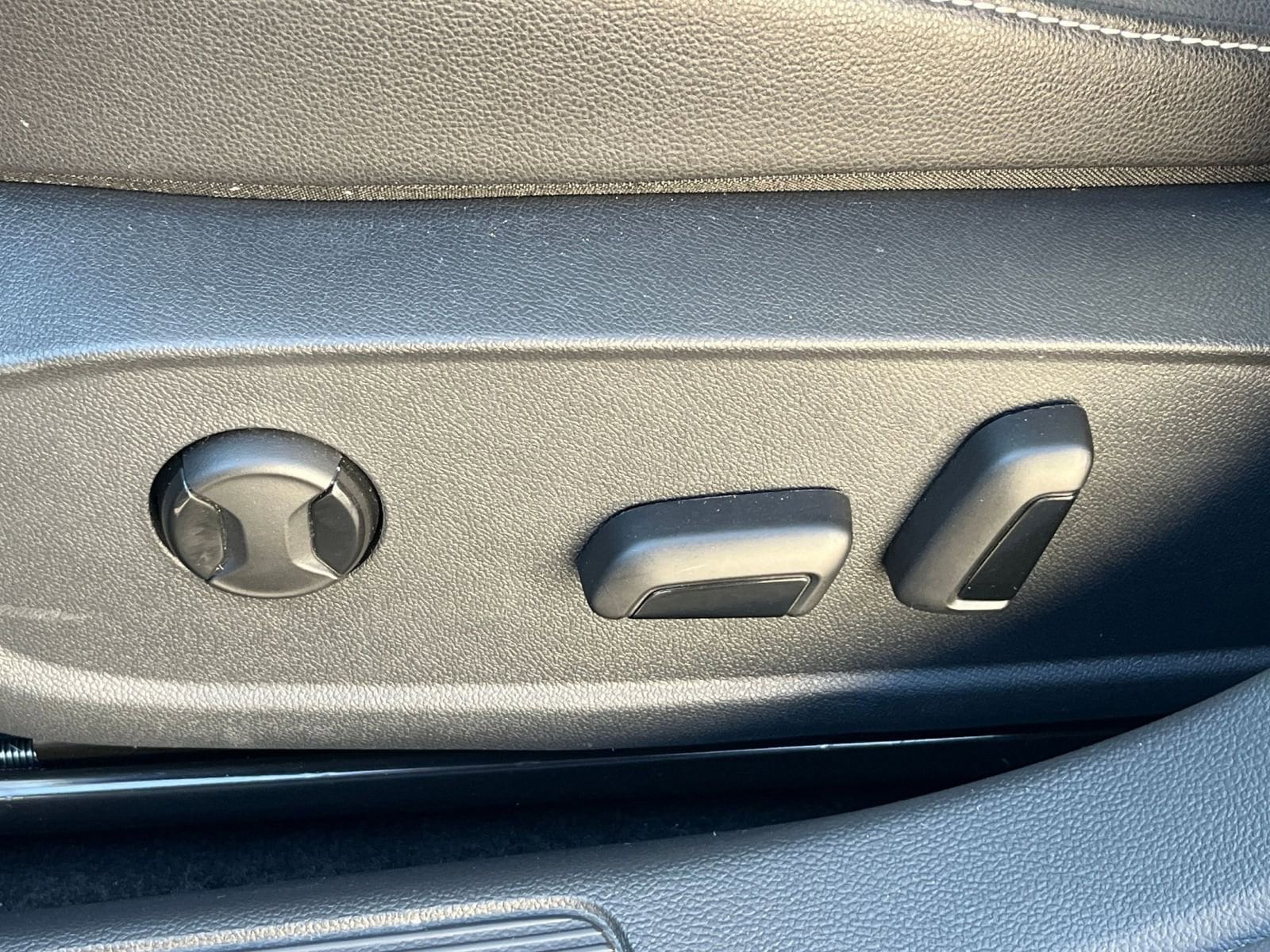 Thumbnail: 2025 Volkswagen Jetta - 23