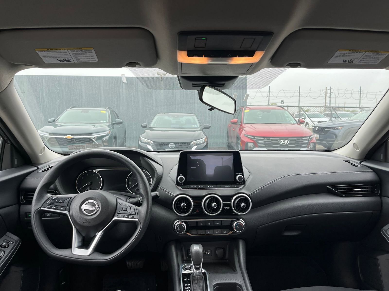 Thumbnail: 2025 Nissan Sentra - 32
