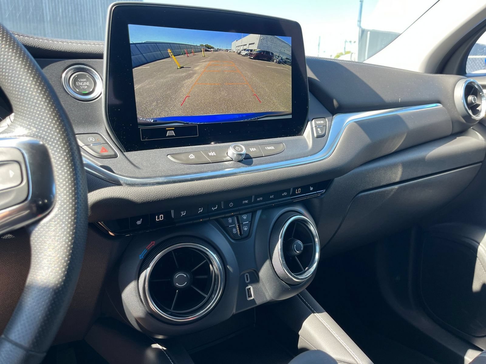 Thumbnail: 2026 Chevrolet Blazer - 19