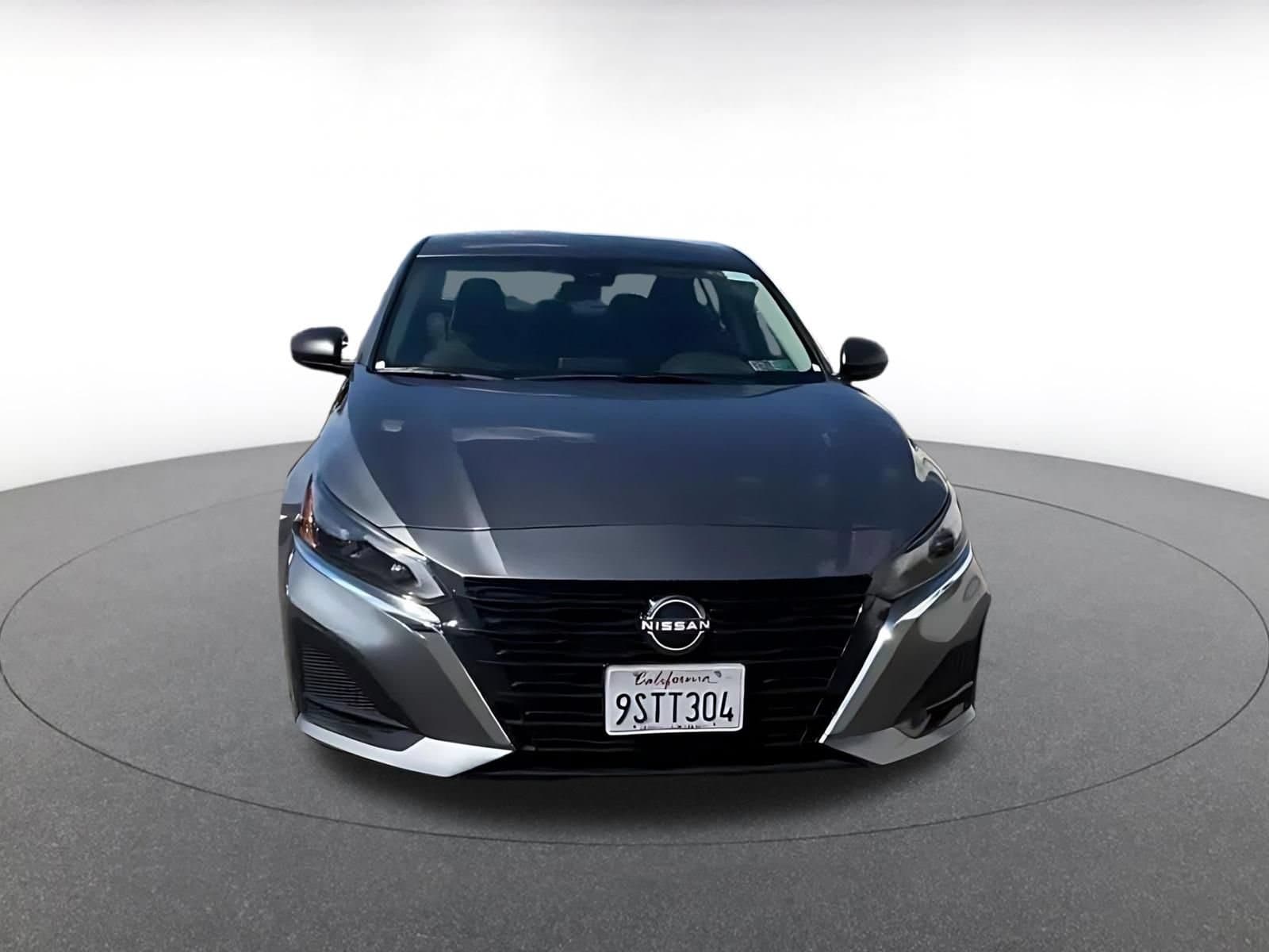 Thumbnail: 2025 Nissan Altima - 11