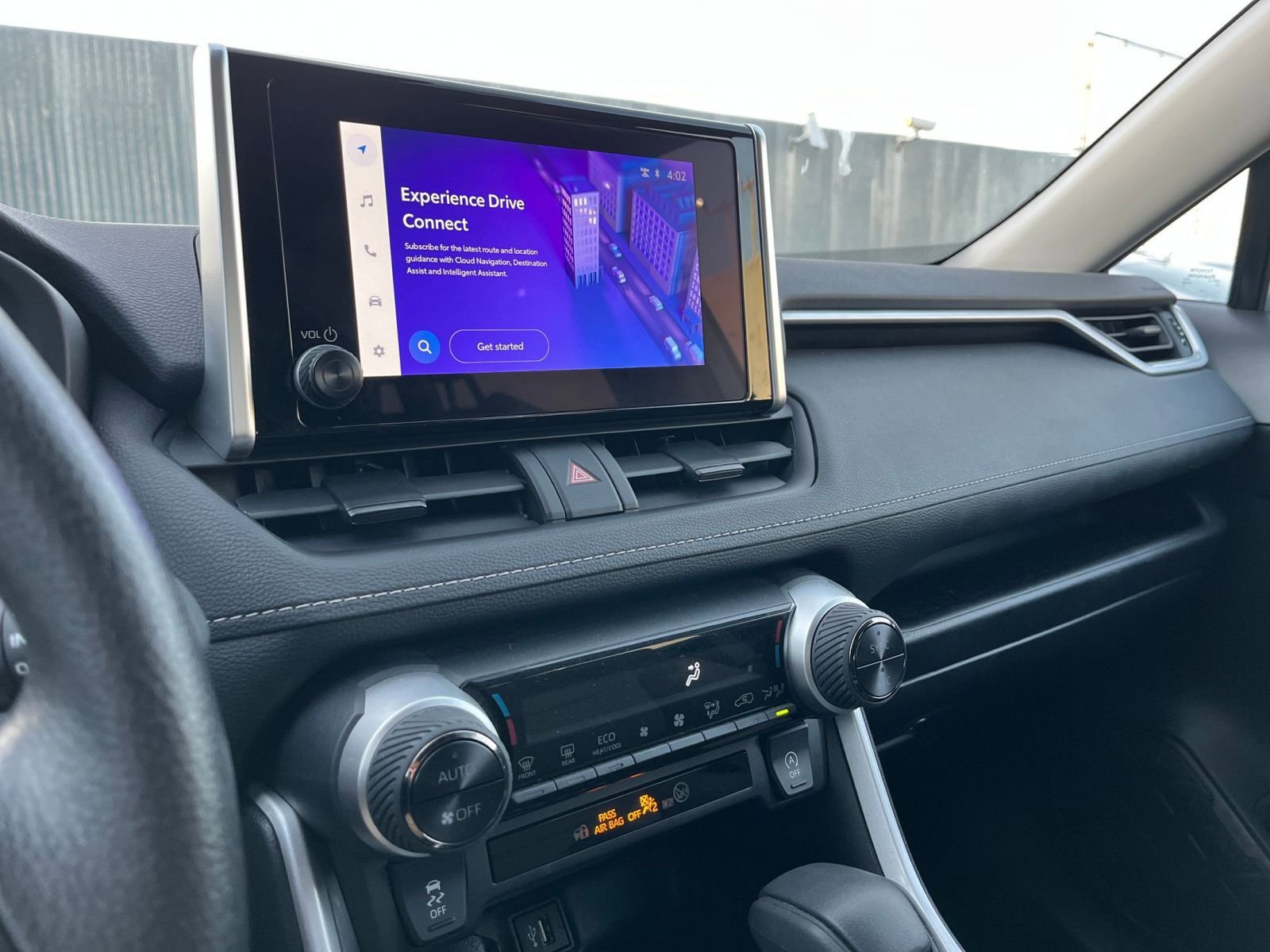 Thumbnail: 2025 Toyota RAV4 - 21