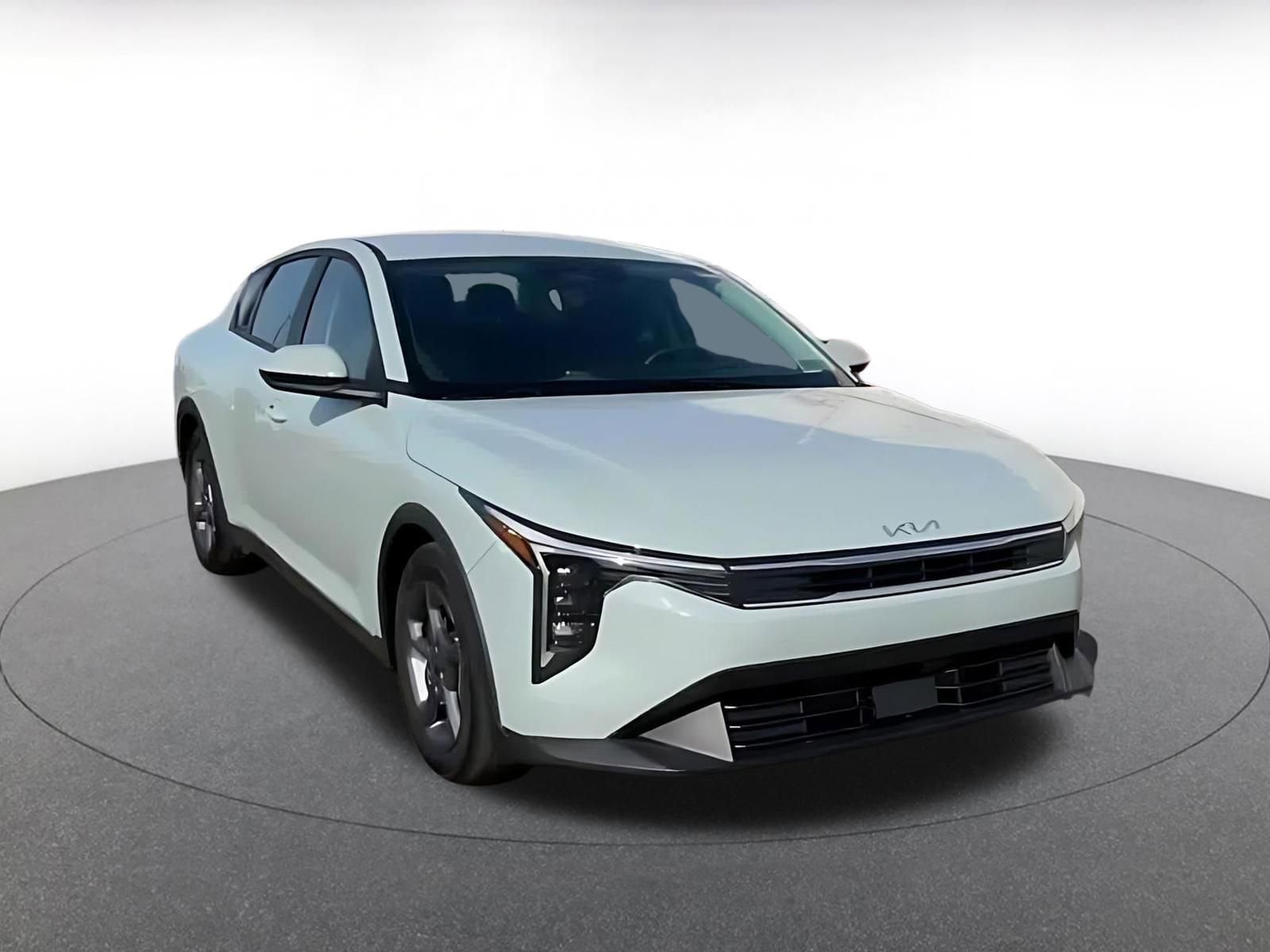 Thumbnail: 2025 Kia K4 - 3