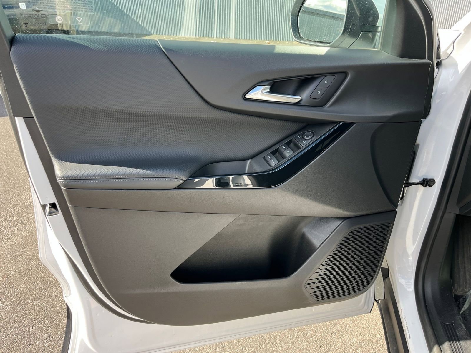 Thumbnail: 2025 Chevrolet Equinox - 20