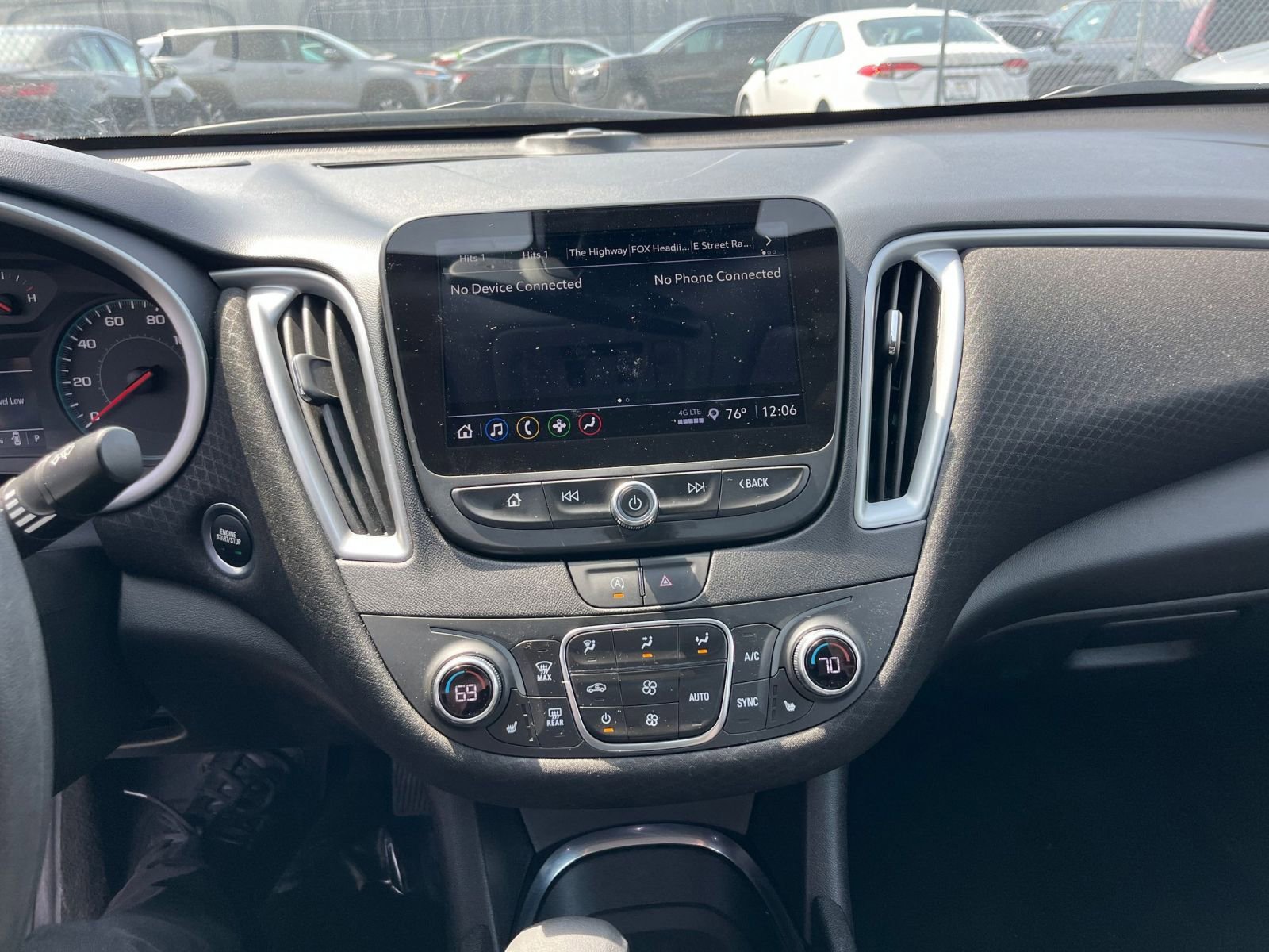 Thumbnail: 2024 Chevrolet Malibu - 17