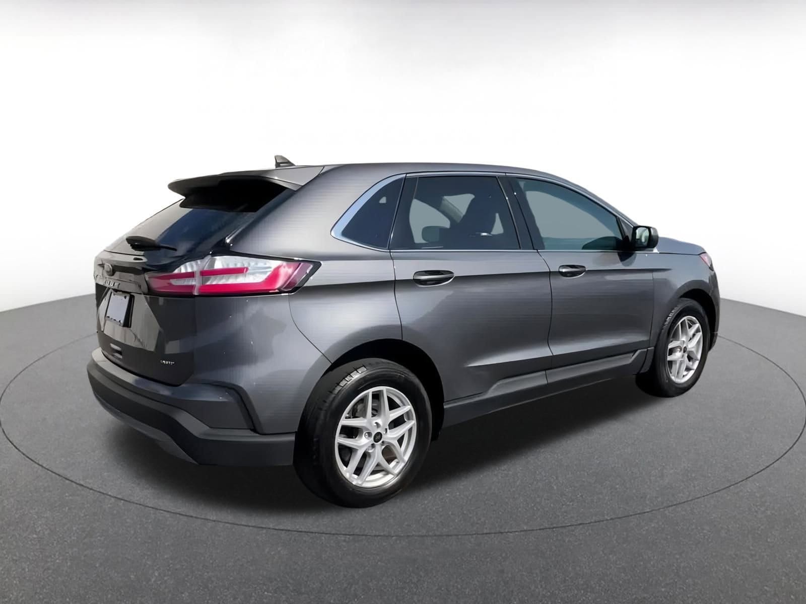 Thumbnail: 2024 Ford Edge - 15