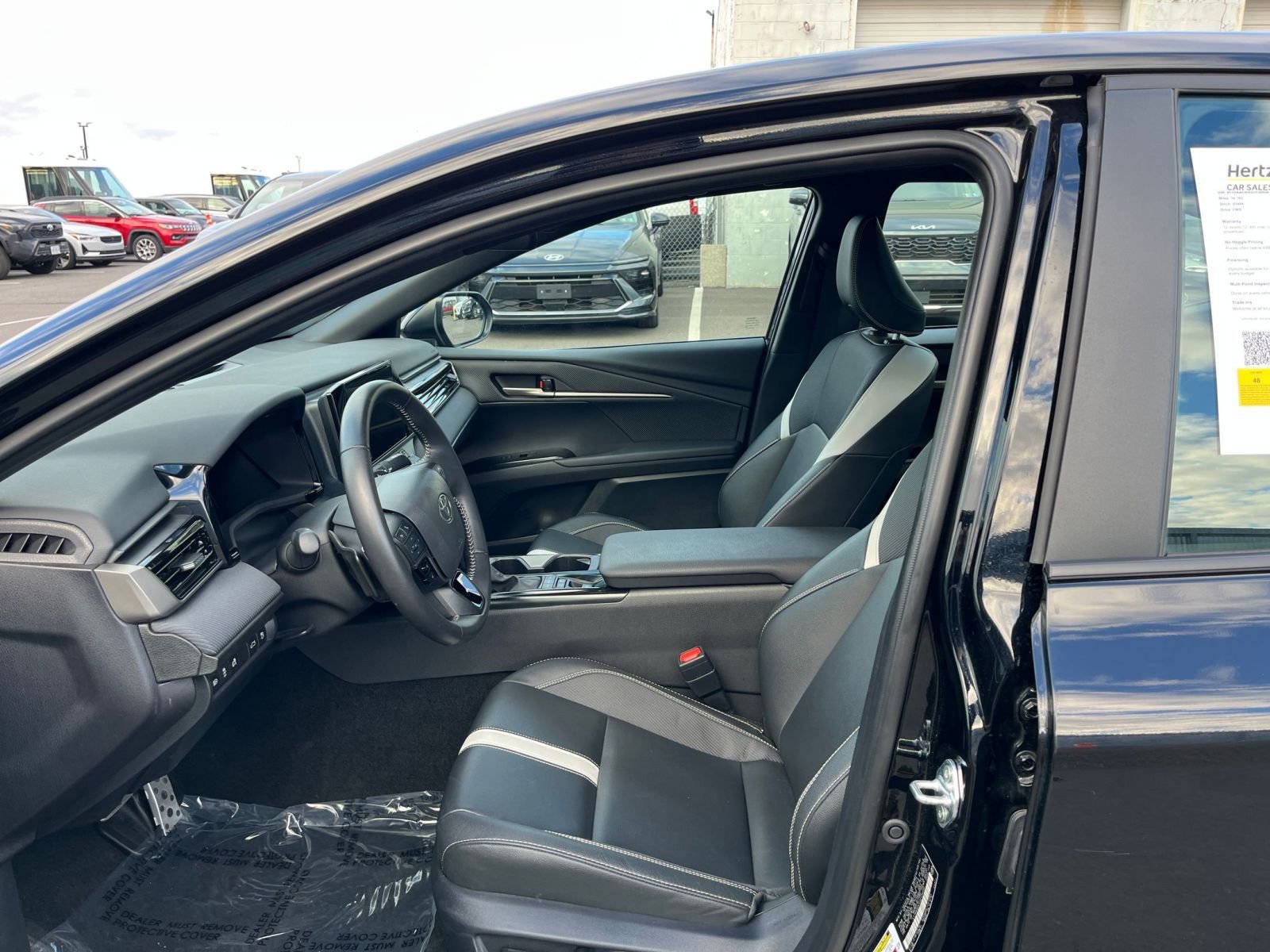 Thumbnail: 2025 Toyota Camry - 27