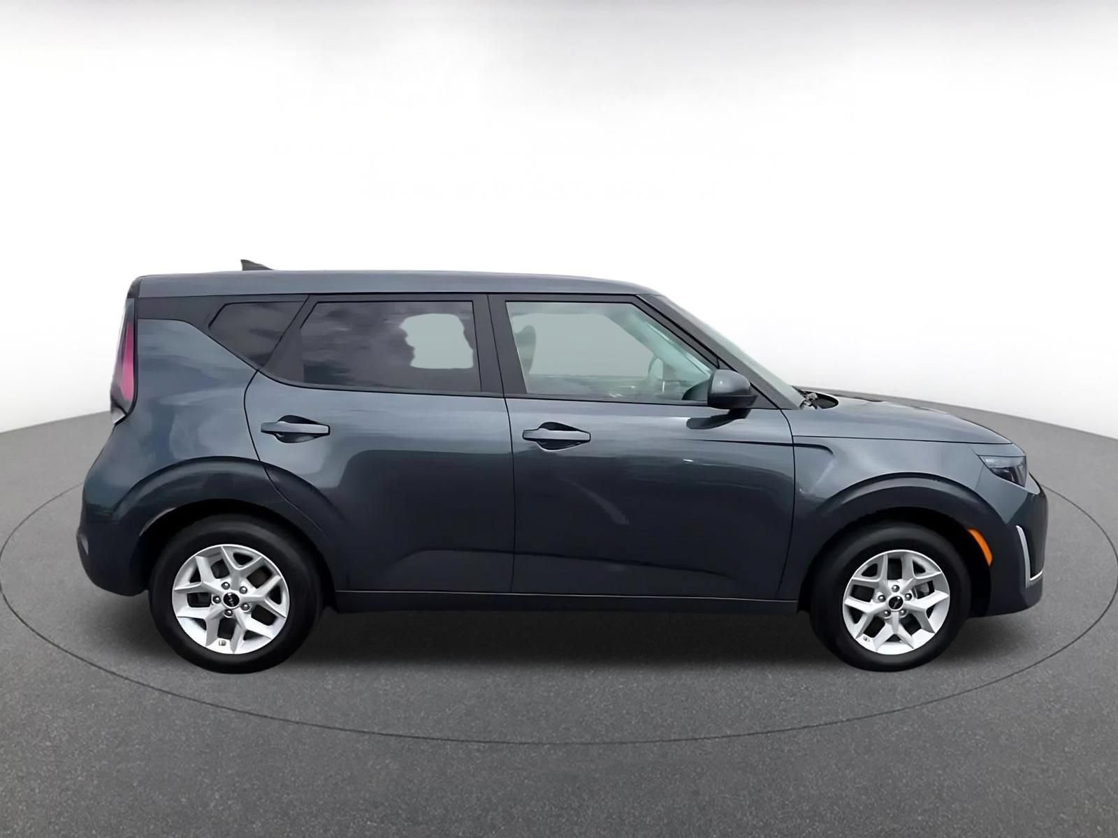 Thumbnail: 2025 Kia Soul - 16