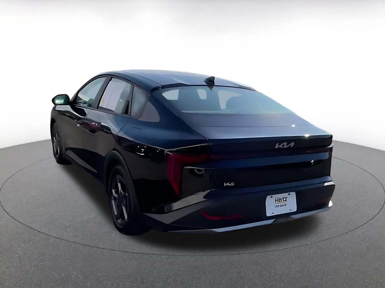Thumbnail: 2025 Kia K4 - 10