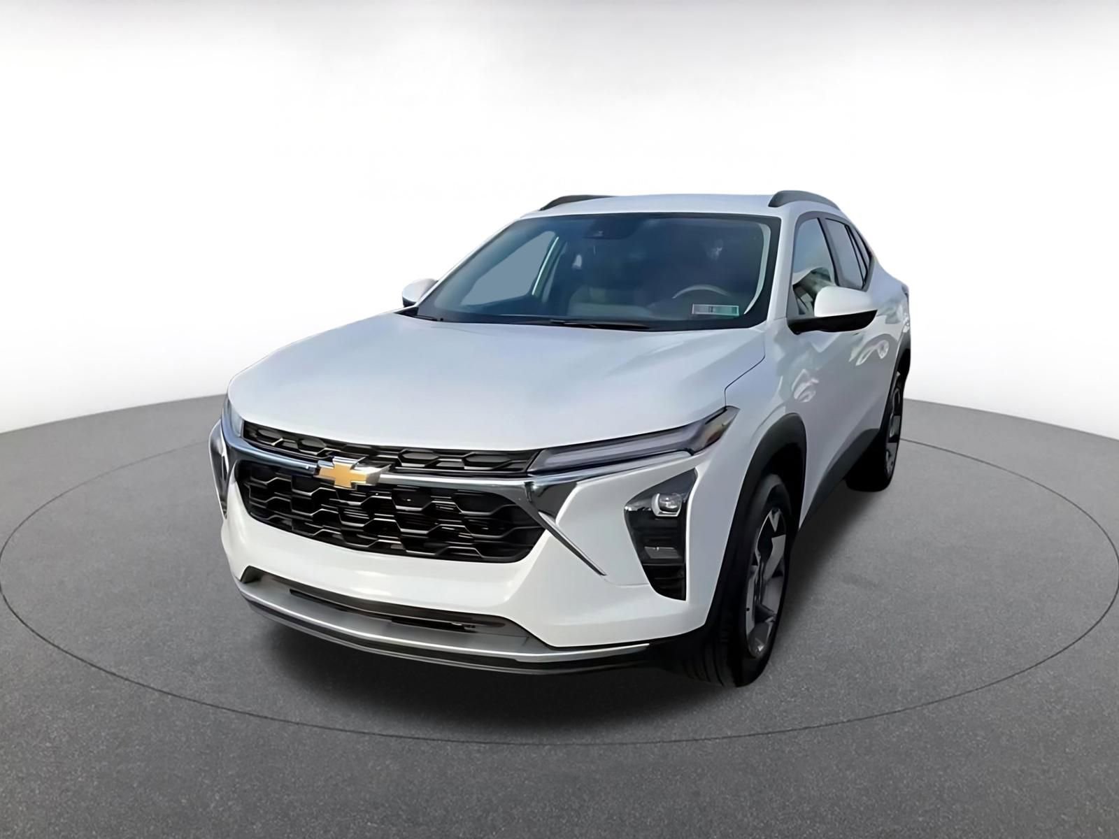 Thumbnail: 2025 Chevrolet Trax - 6