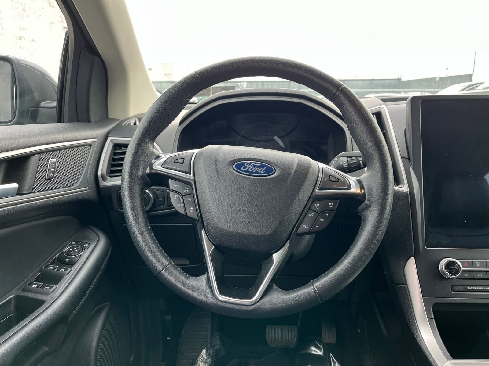 Thumbnail: 2024 Ford Edge - 27