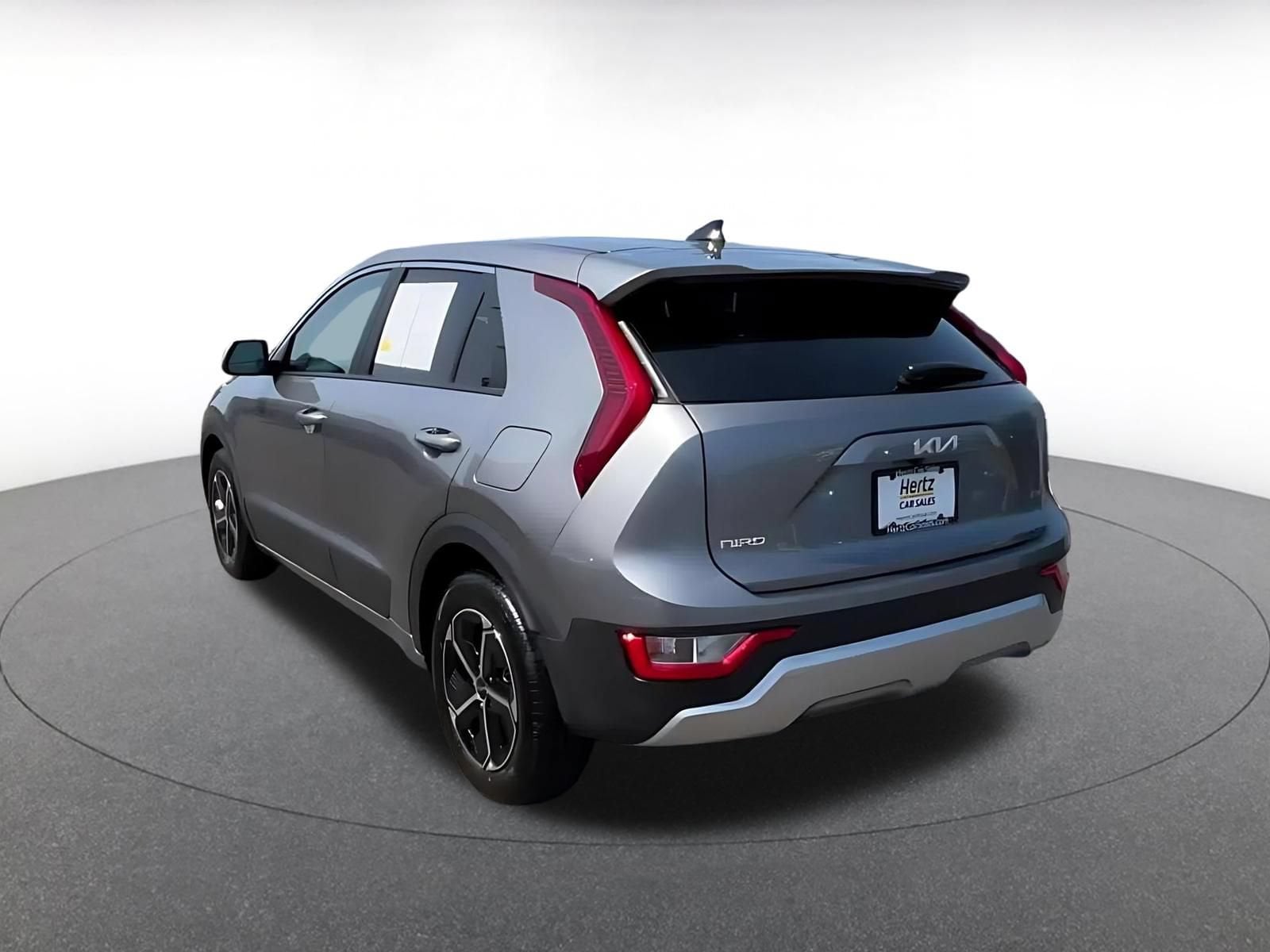 Thumbnail: 2026 Kia Niro - 11