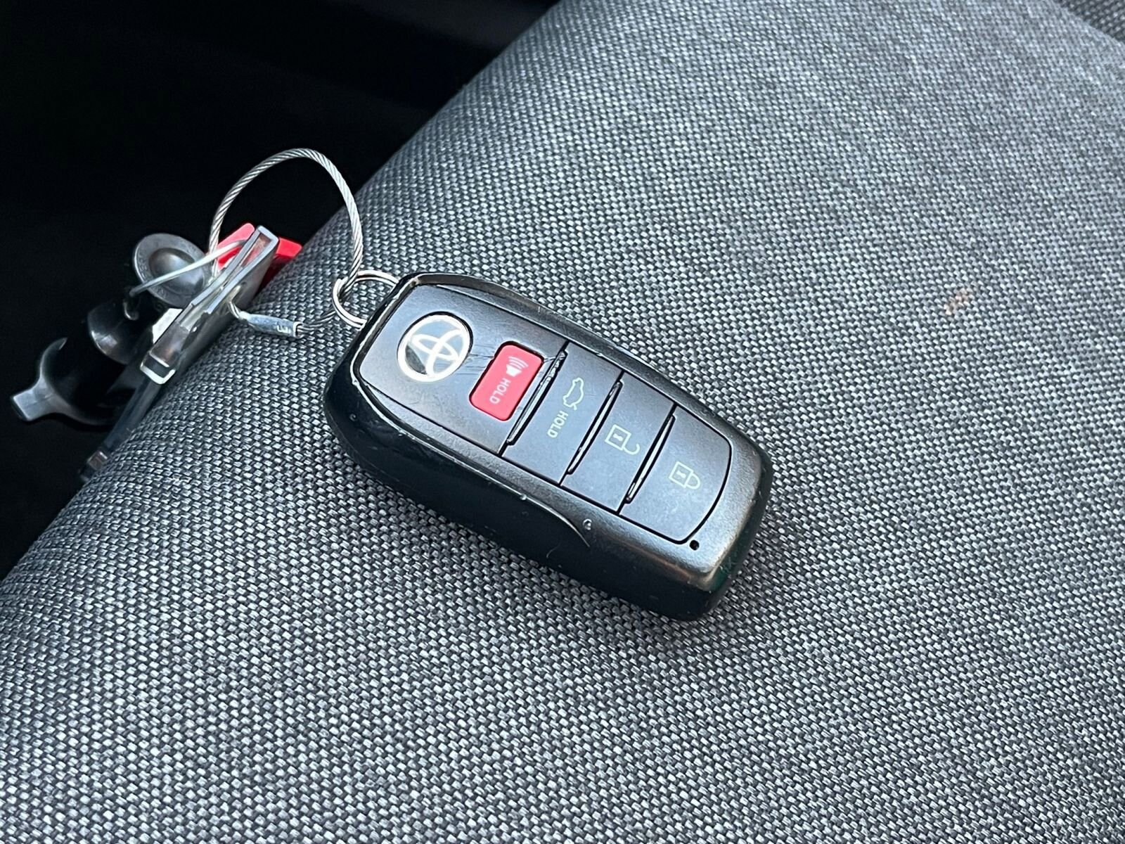 Thumbnail: 2025 Toyota Camry - 22