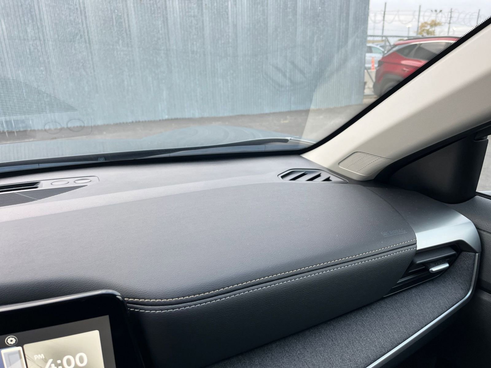 Thumbnail: 2025 Nissan Kicks - 33