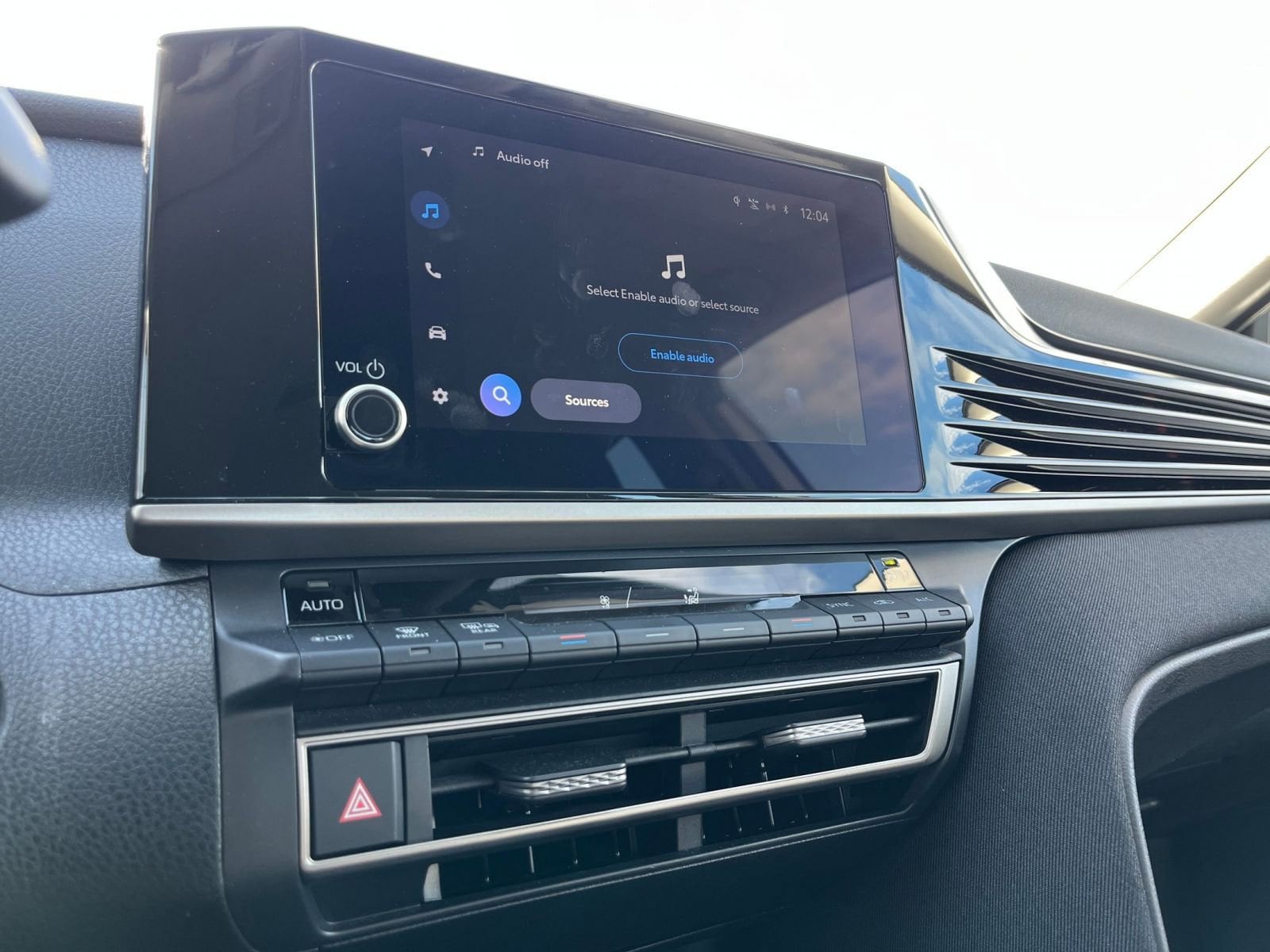 Thumbnail: 2025 Toyota Camry - 21