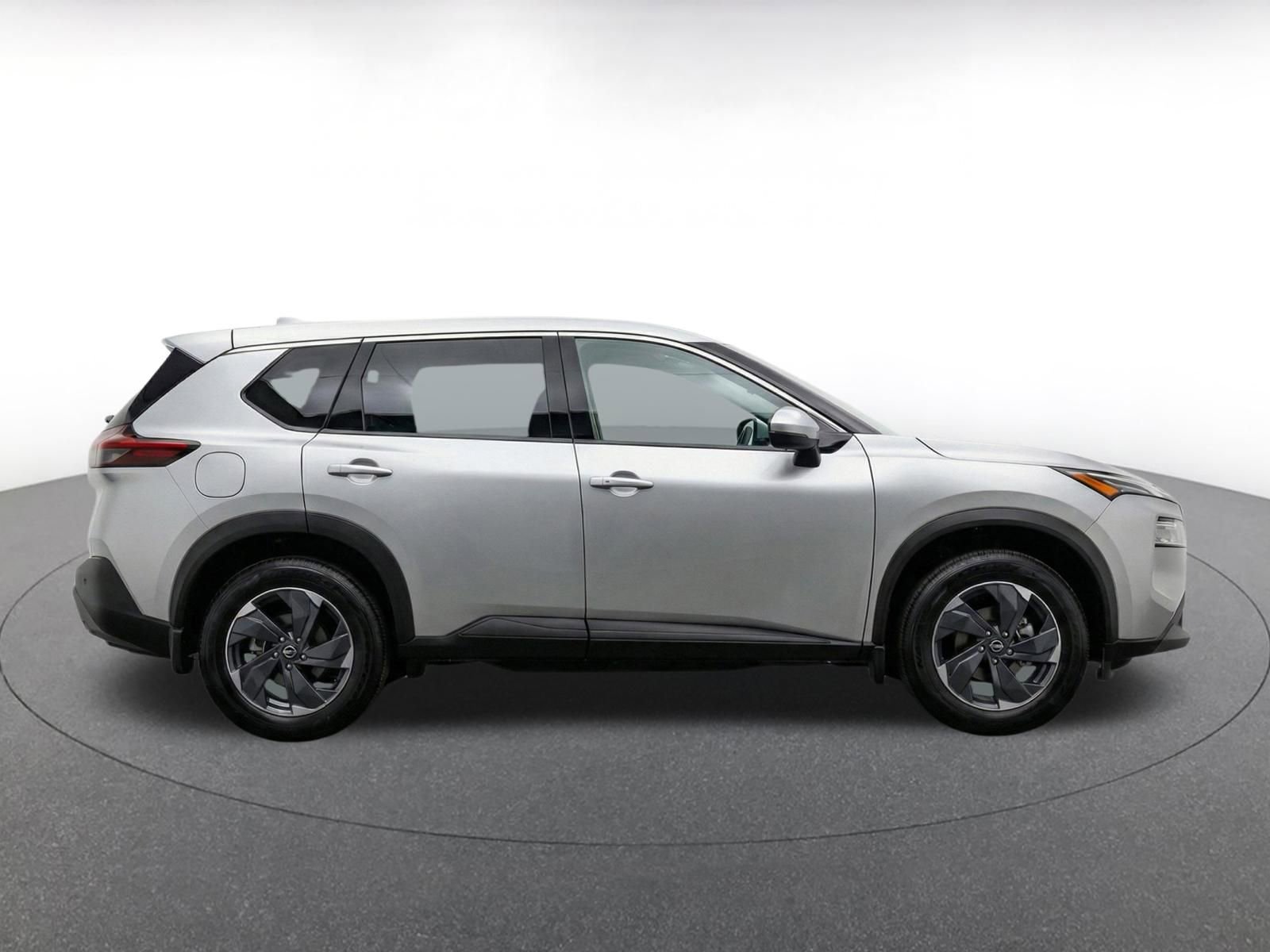 Thumbnail: 2025 Nissan Rogue - 10