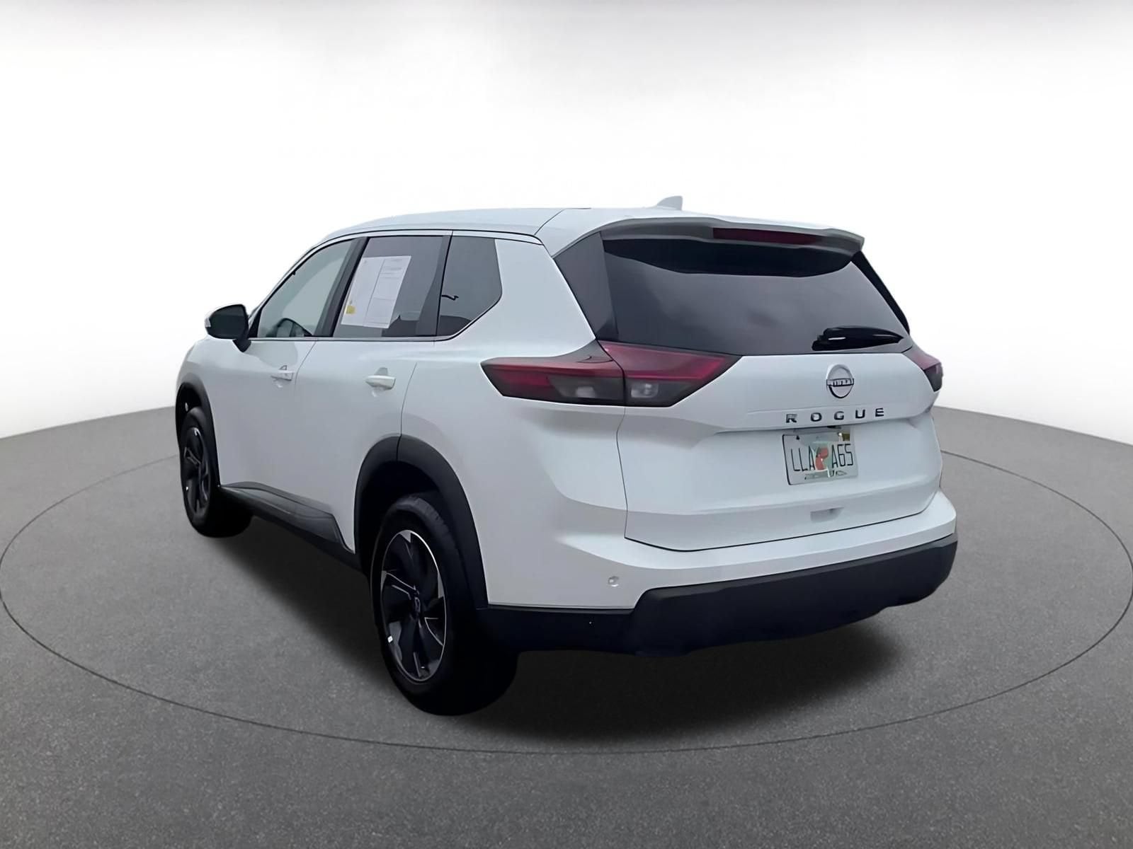 Thumbnail: 2025 Nissan Rogue - 11